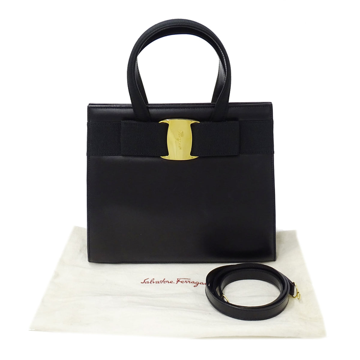 Salvatore Ferragamo Black Leather Handbag Shoulder Bag (Pre-Owned)
