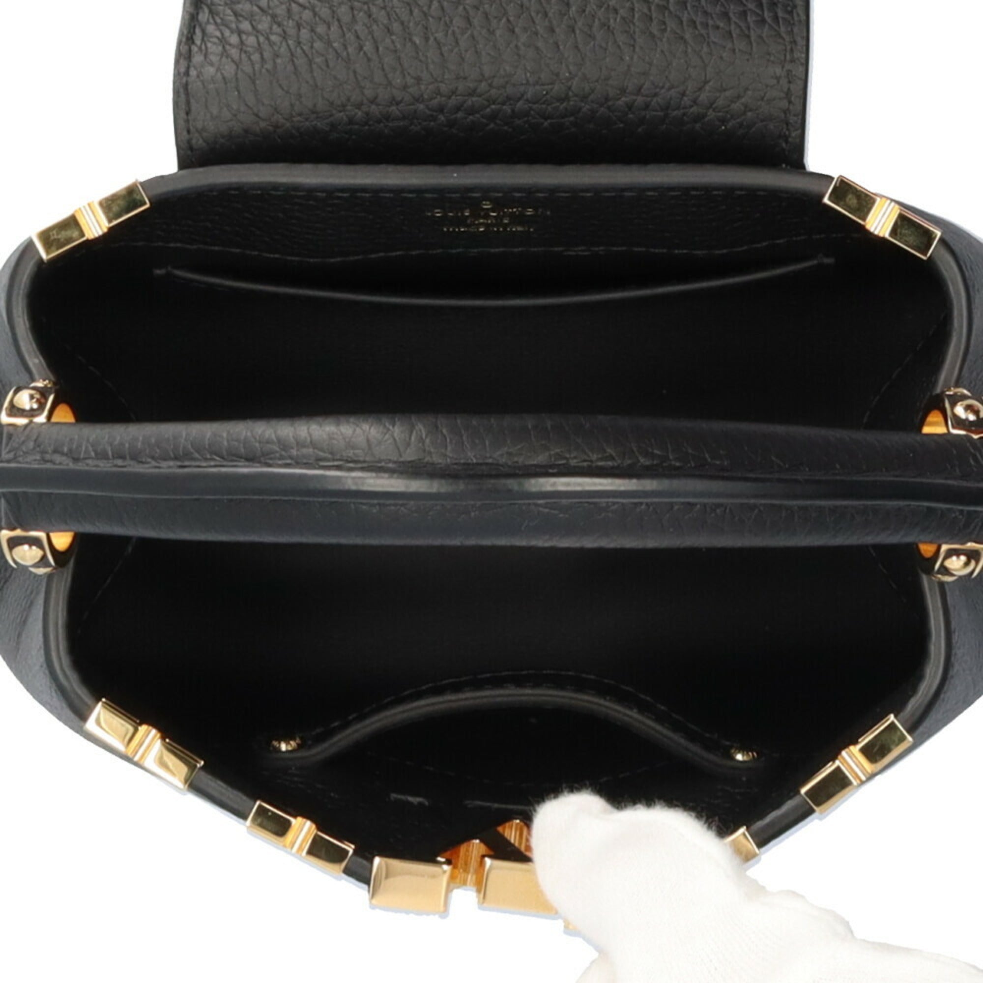 Louis Vuitton Black Noir Leather Shoulder Bag (Pre-Owned)