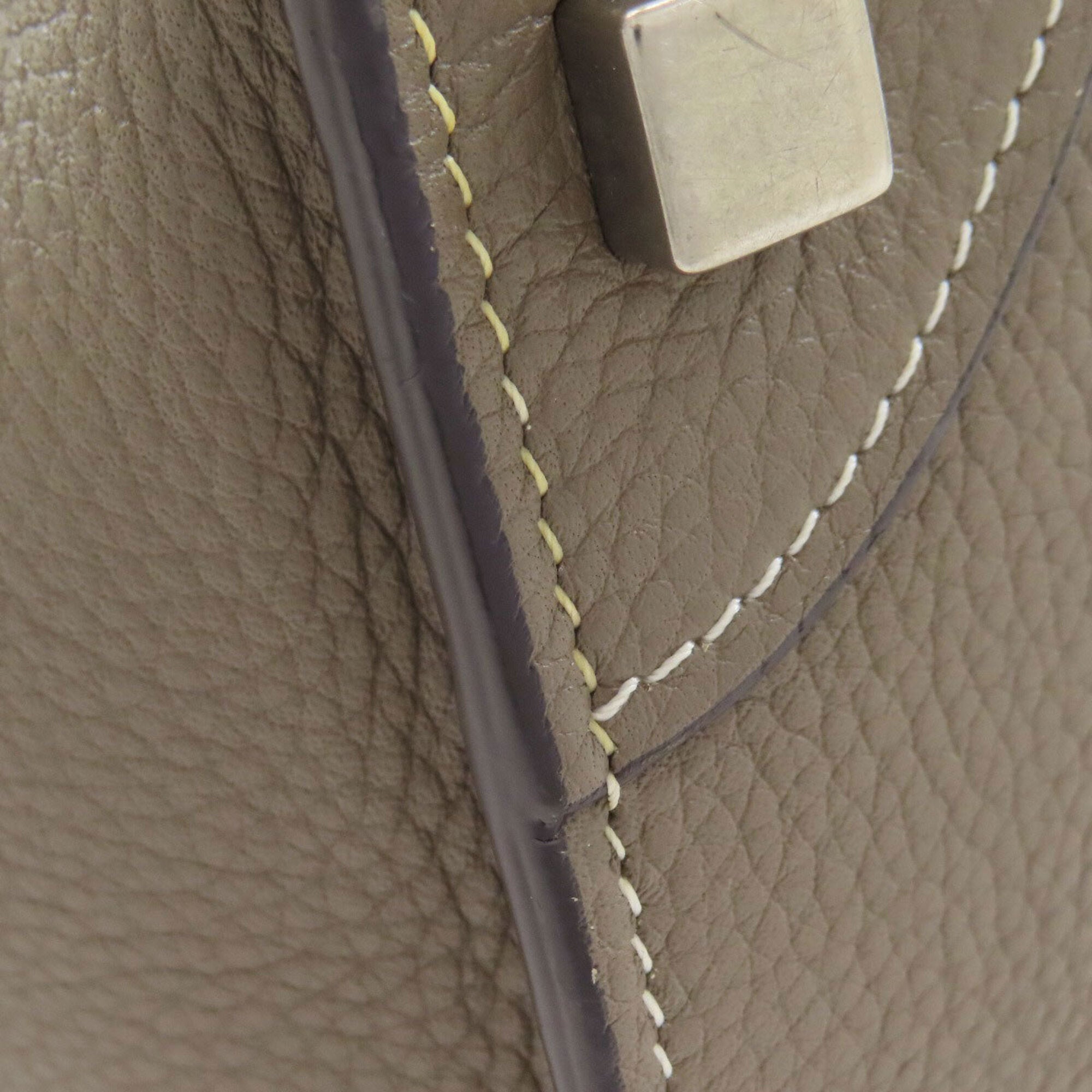 Celine Grayish Leather Handbag (Pre-Owned)