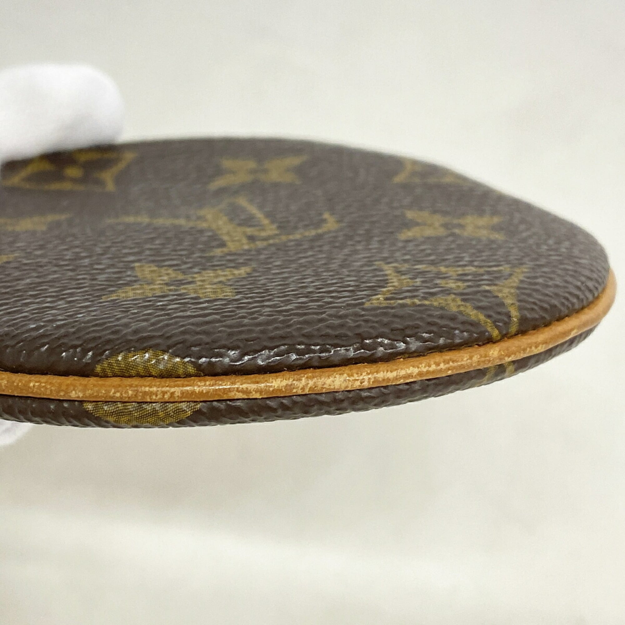 Louis Vuitton Brown Coin Purse/Coin Case (Pre-Owned)