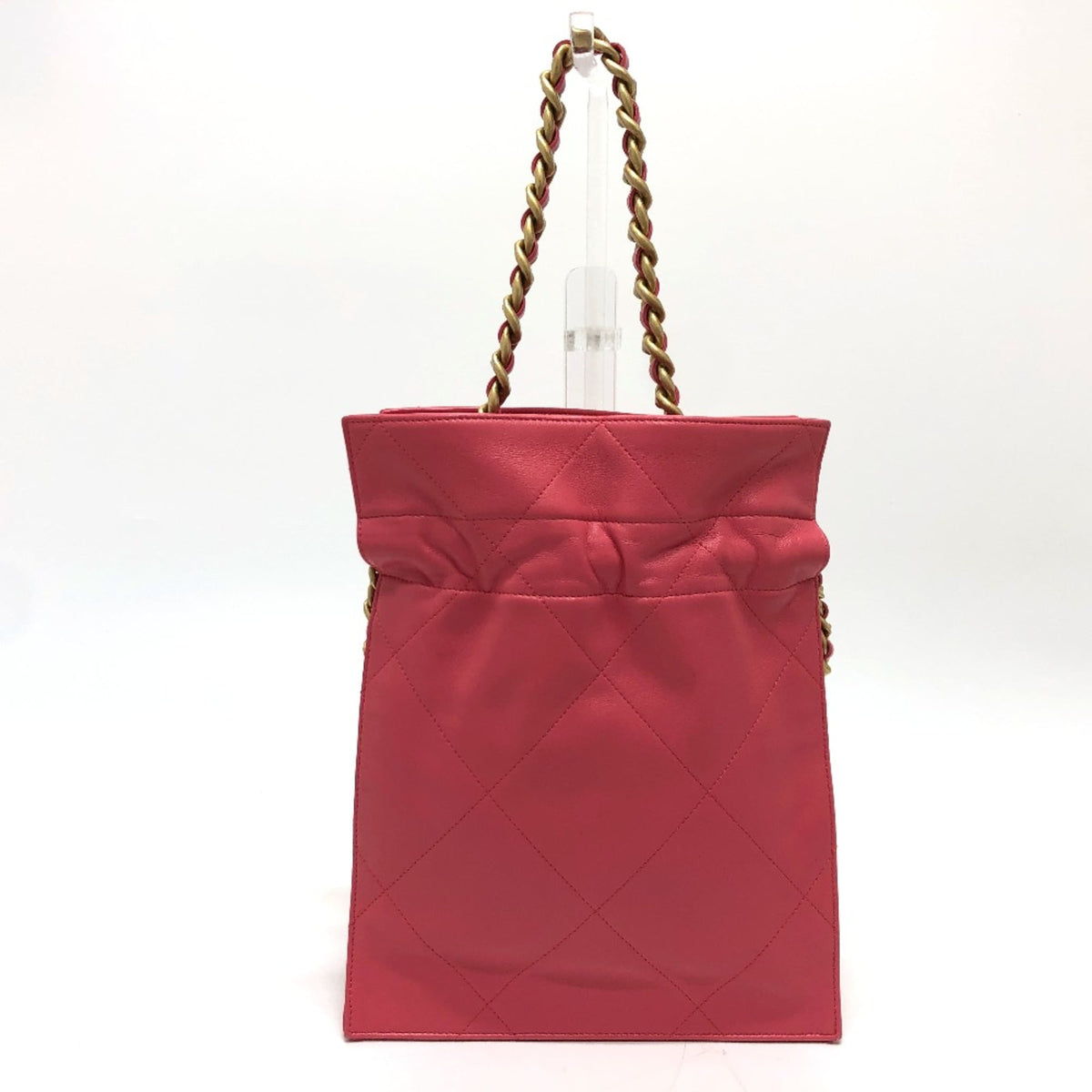 Chanel Pink Leather Handbag (Pre-Owned)