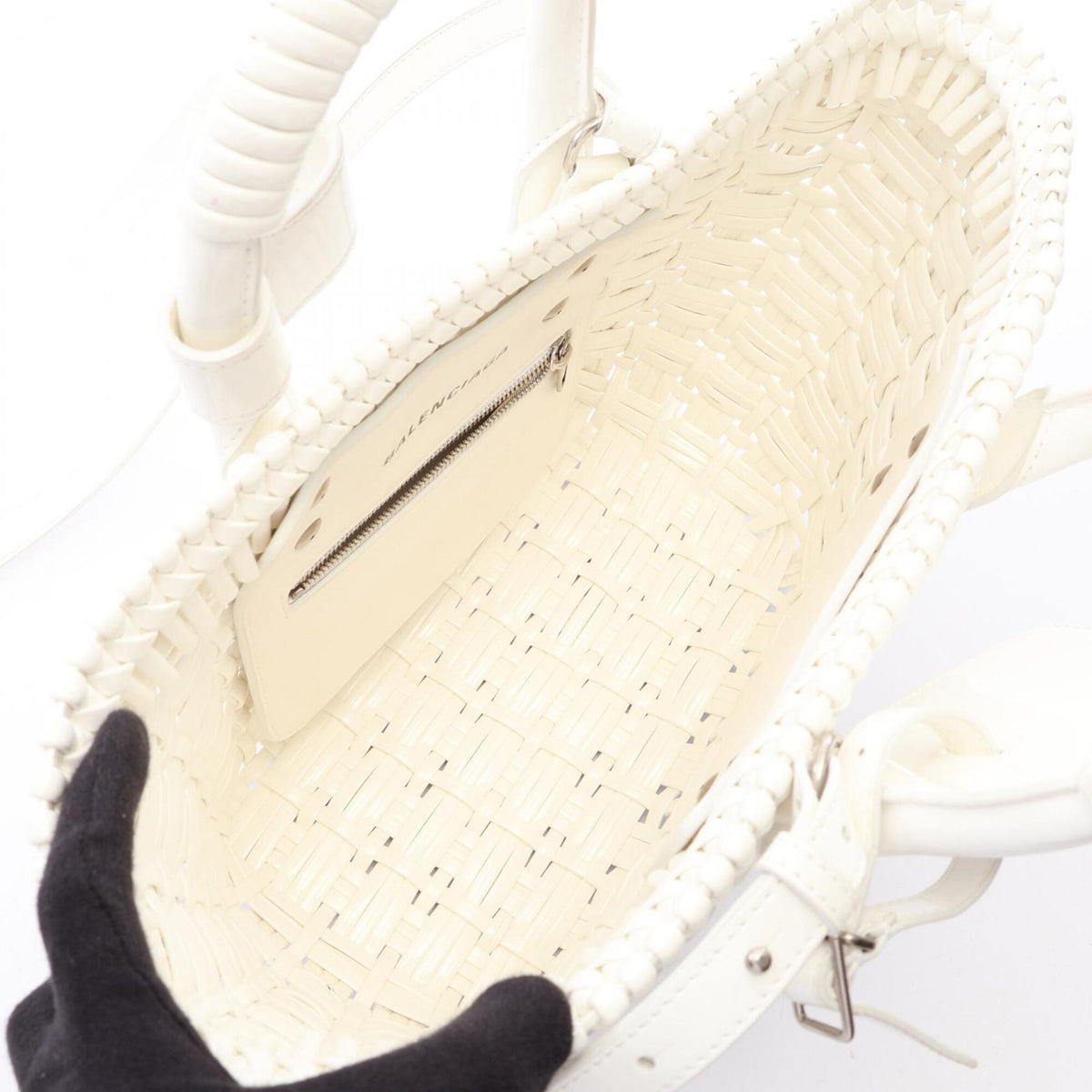 Balenciaga White Leather Basket Handbag Tote Bag (Pre-Owned)