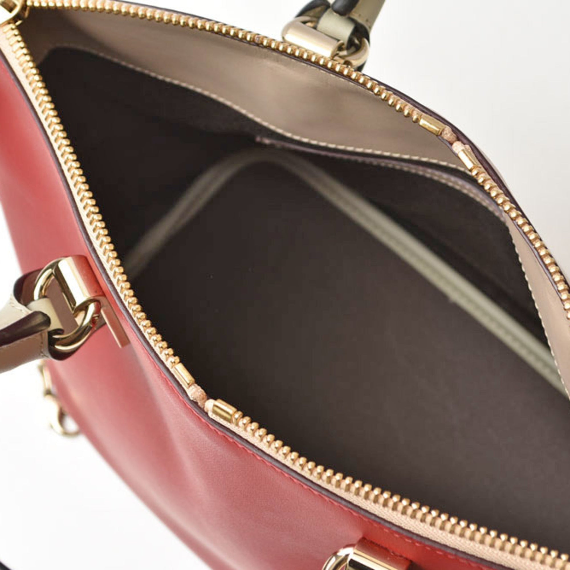 Chloé Beige Red Color Leather Handbag Tote Bag (Pre-Owned)