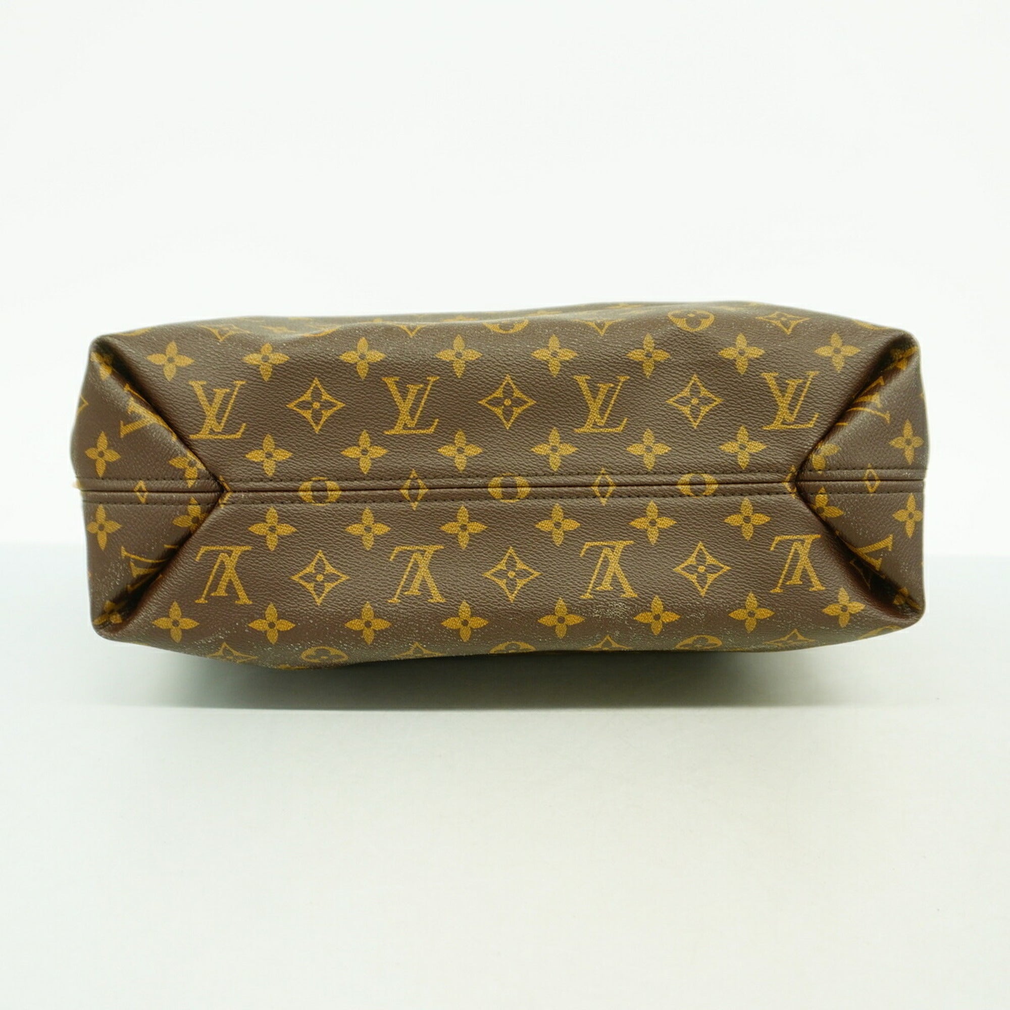 Louis Vuitton Brown Shoulder Bag (Pre-Owned)