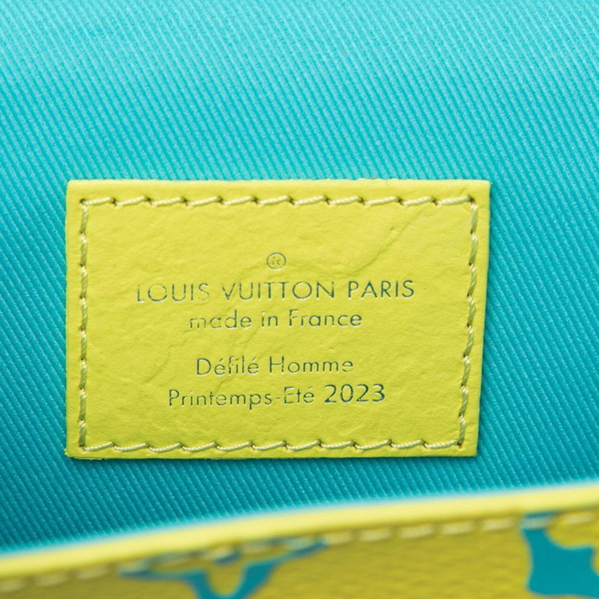 Louis Vuitton Blue Yellow Leather Shoulder Bag (Pre-Owned)