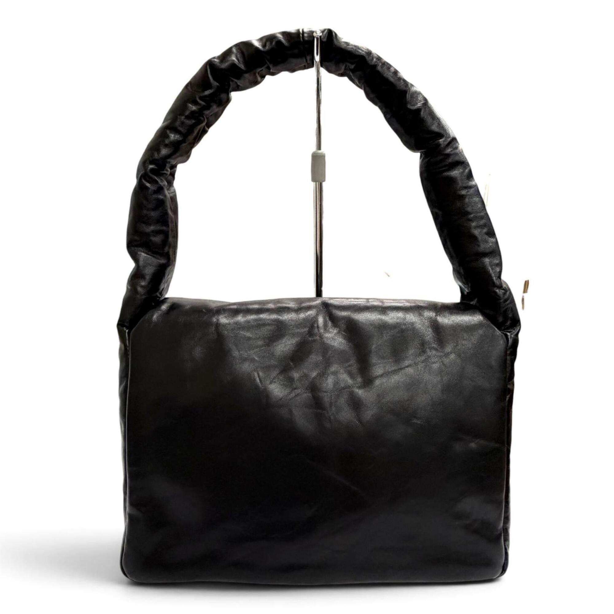 Balenciaga Black Leather Shoulder Bag (Pre-Owned)