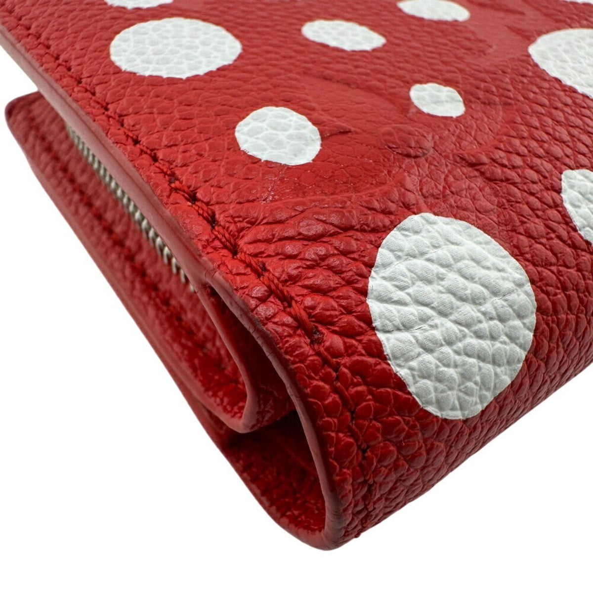 Louis Vuitton Monogram Empreinte Red Color White Leather Wallet (Bi-Fold) (Pre-Owned)