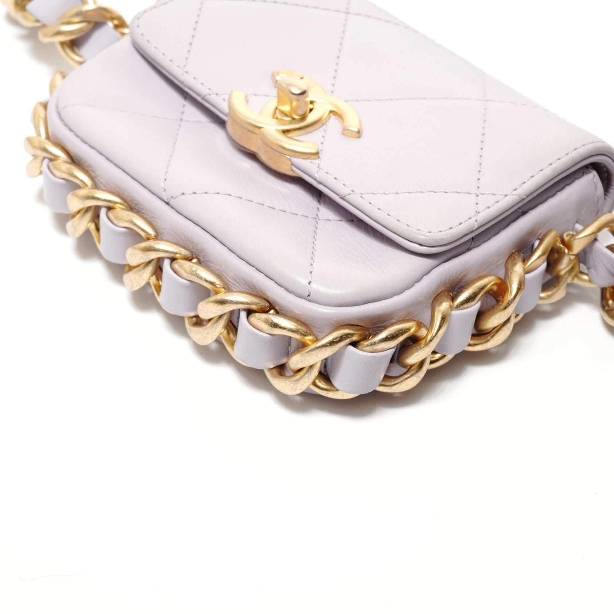 Chanel Purple Shoulder Bag (Pre-Owned)