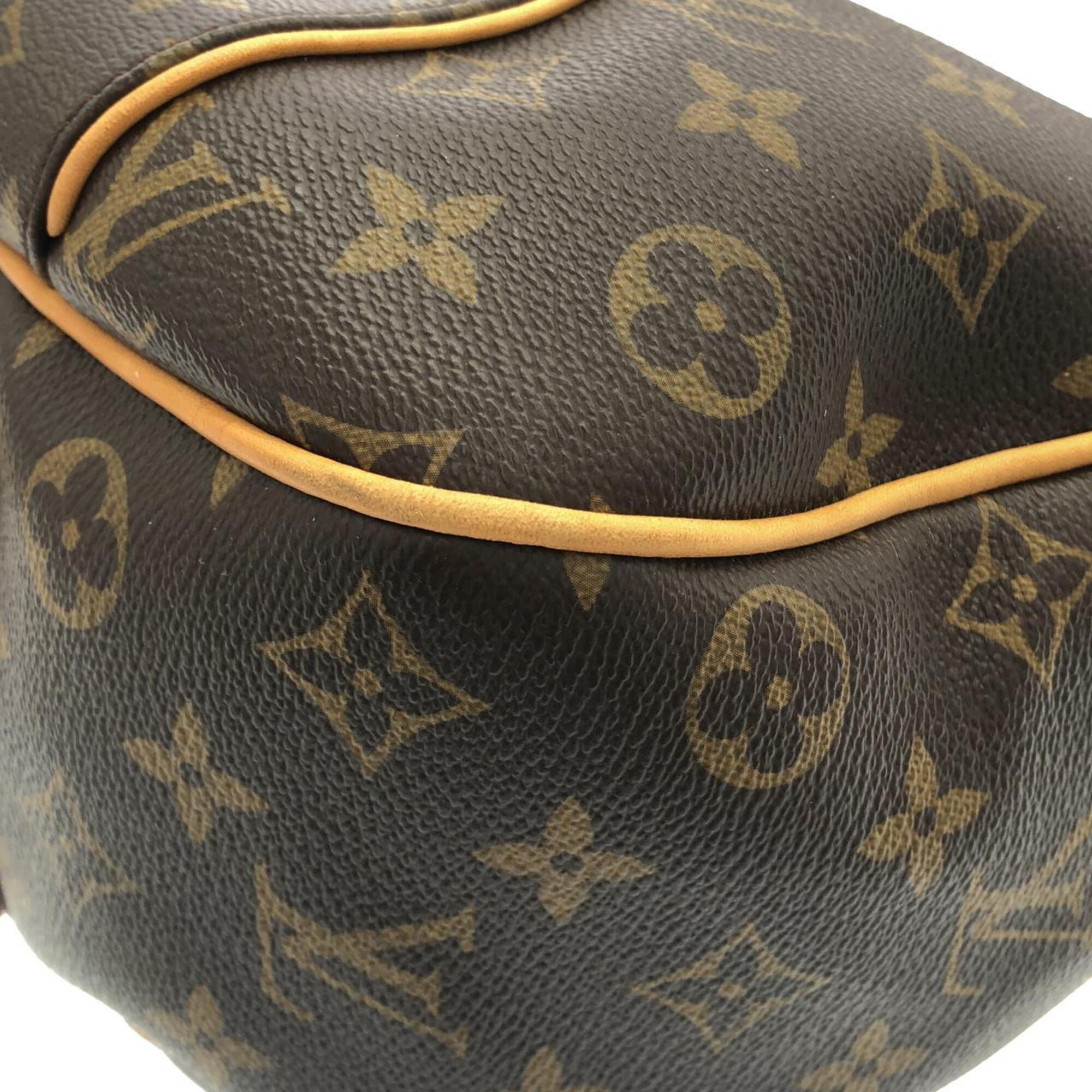 Louis Vuitton Marron Coated Canvas Shoulder Bag (Pre-Owned)