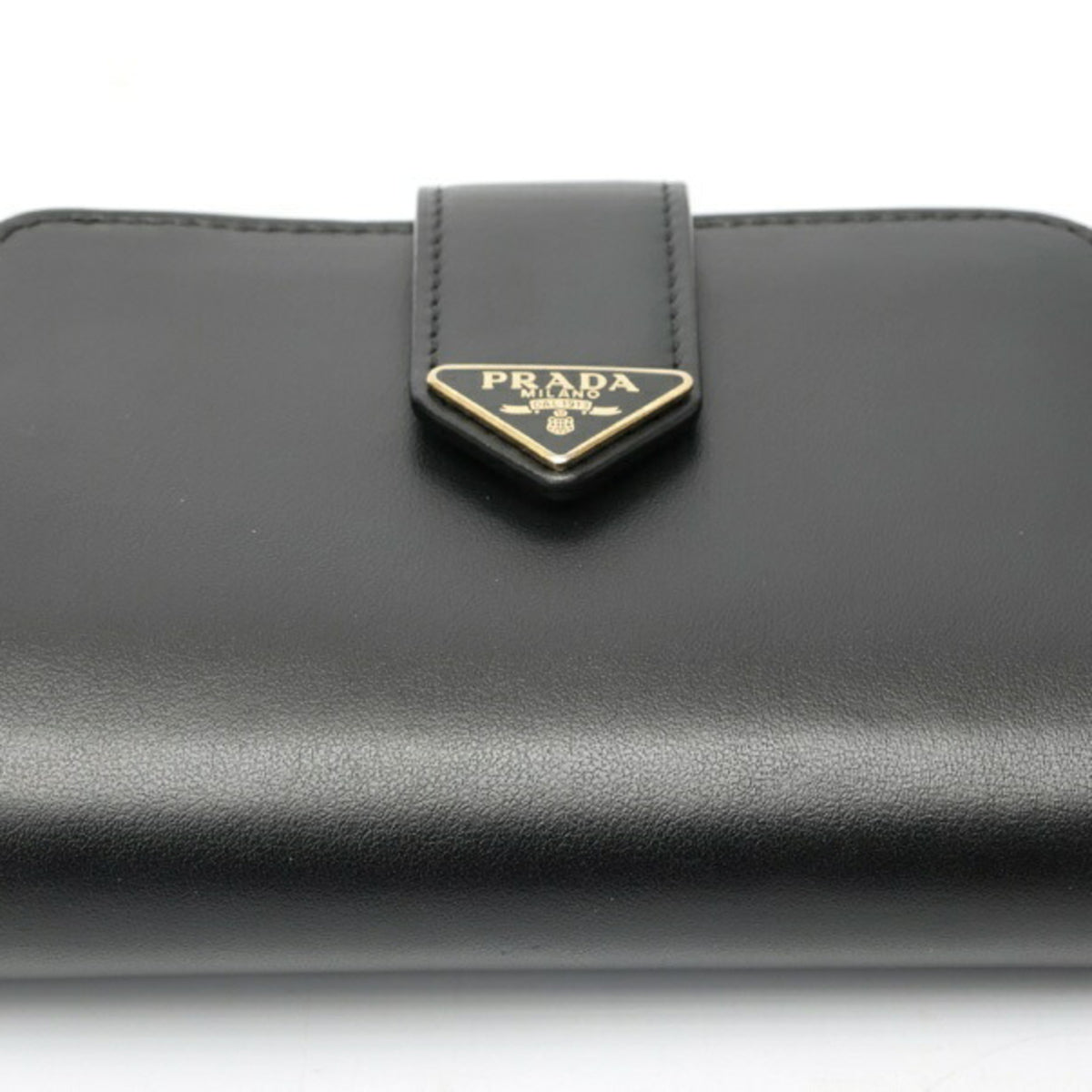 Prada Black Leather Wallet (Bi-Fold) (Pre-Owned)