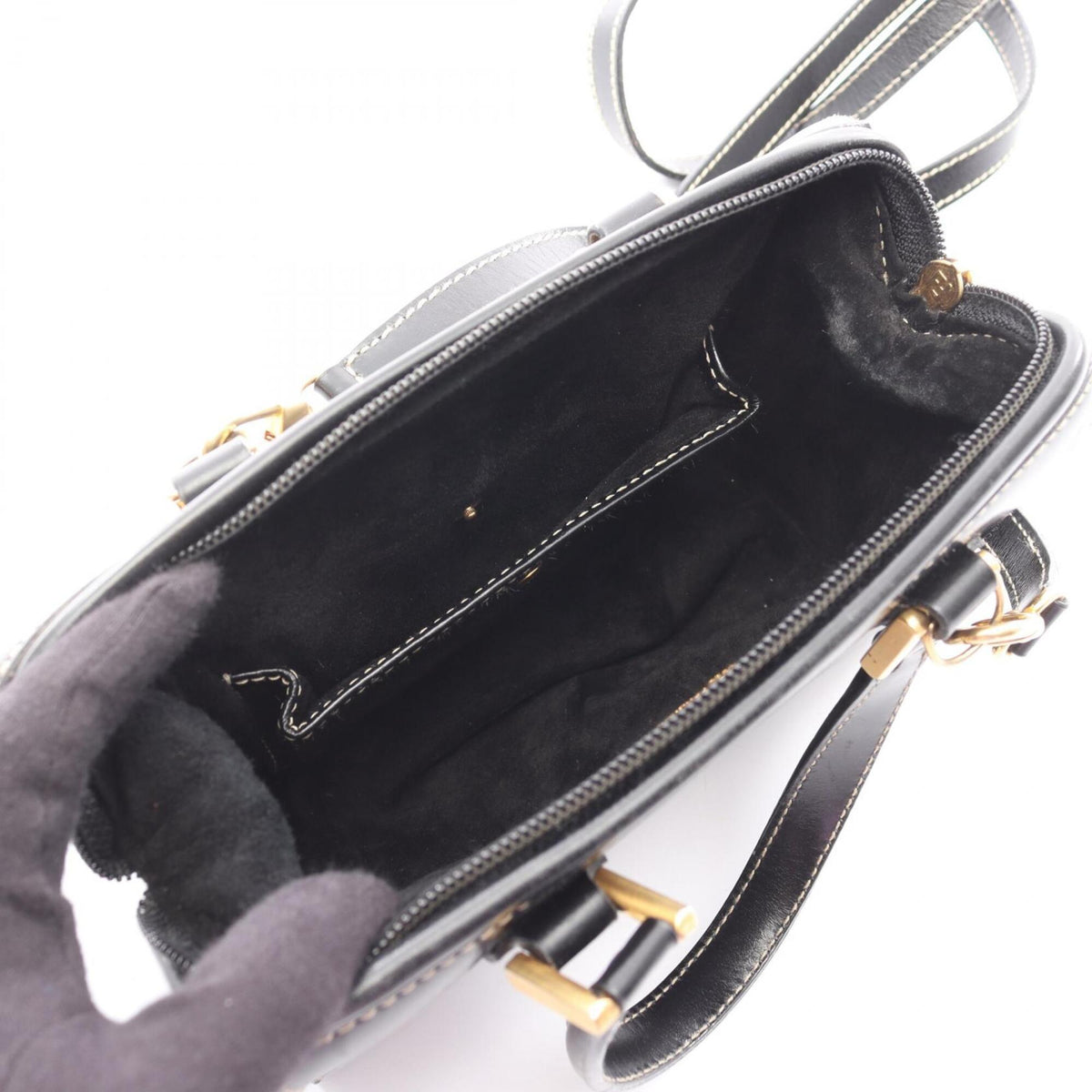 Fendi Black Leather Handbag (Pre-Owned)