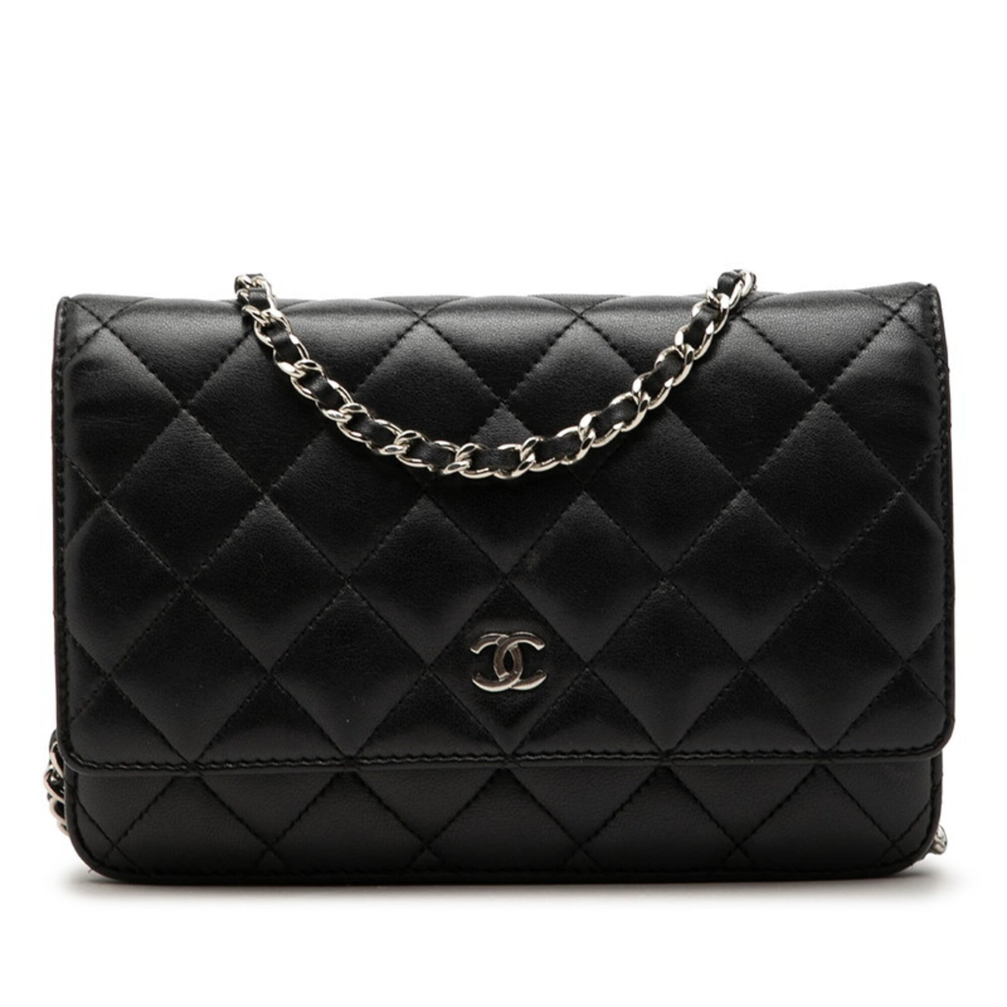 Chanel Matelasse Black Leather Shoulder Bag (Pre-Owned)