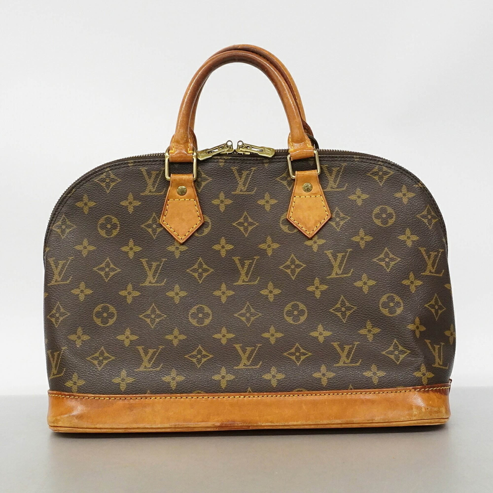 Louis Vuitton Brown Handbag (Pre-Owned)