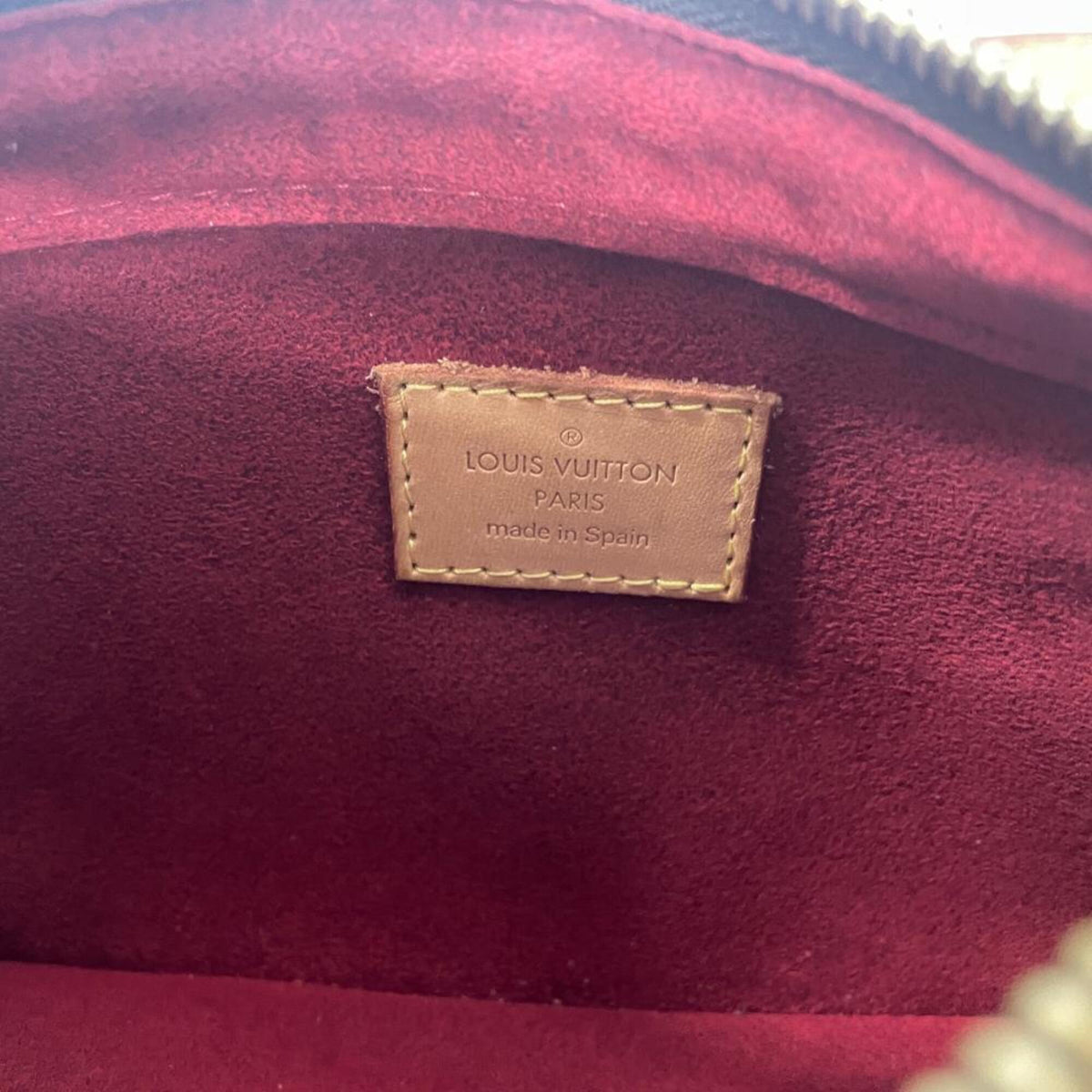 Louis Vuitton Brown Monogram Monogram Shoulder Bag (Pre-Owned)
