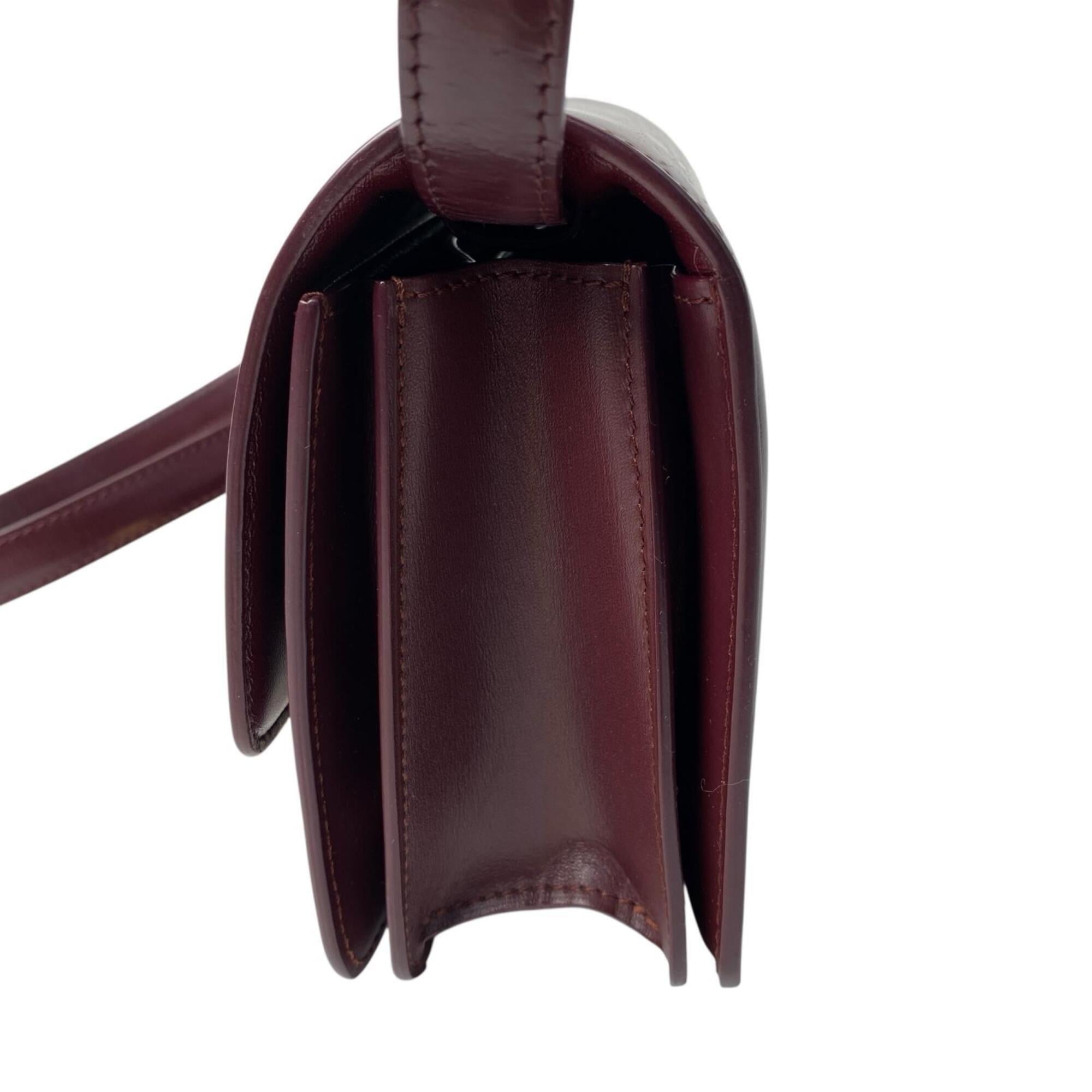 Celine Bordeaux Leather Shoulder Bag (Pre-Owned)