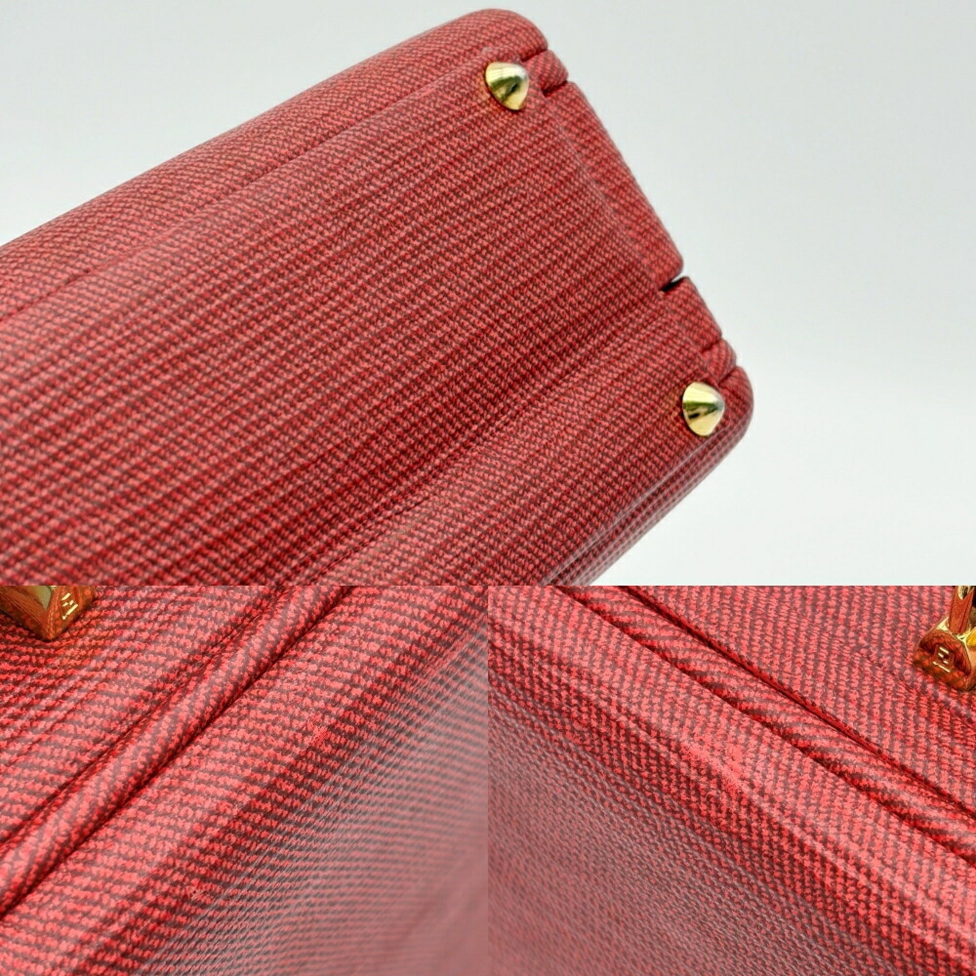 Fendi Red Color Leather Shoulder Bag (Pre-Owned)