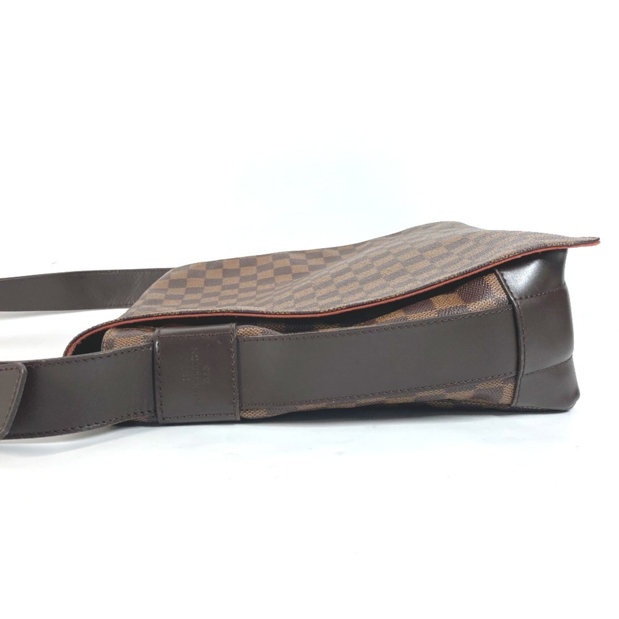 Louis Vuitton Brown Damier Canvas Ebene Damier Canvas Messenger Bag Shoulder Bag (Pre-Owned)