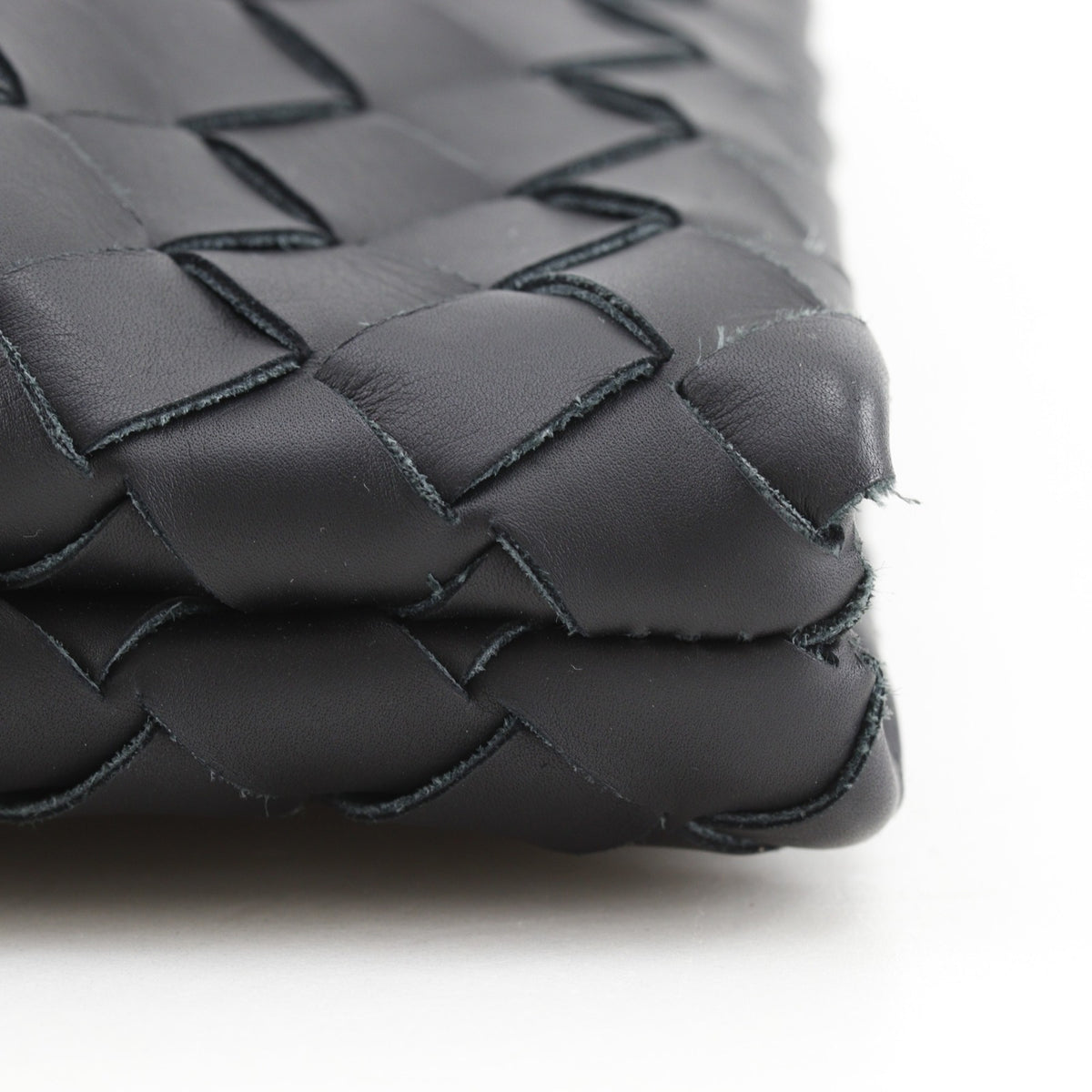 Bottega Veneta Black Leather Clutch Bag (Pre-Owned)