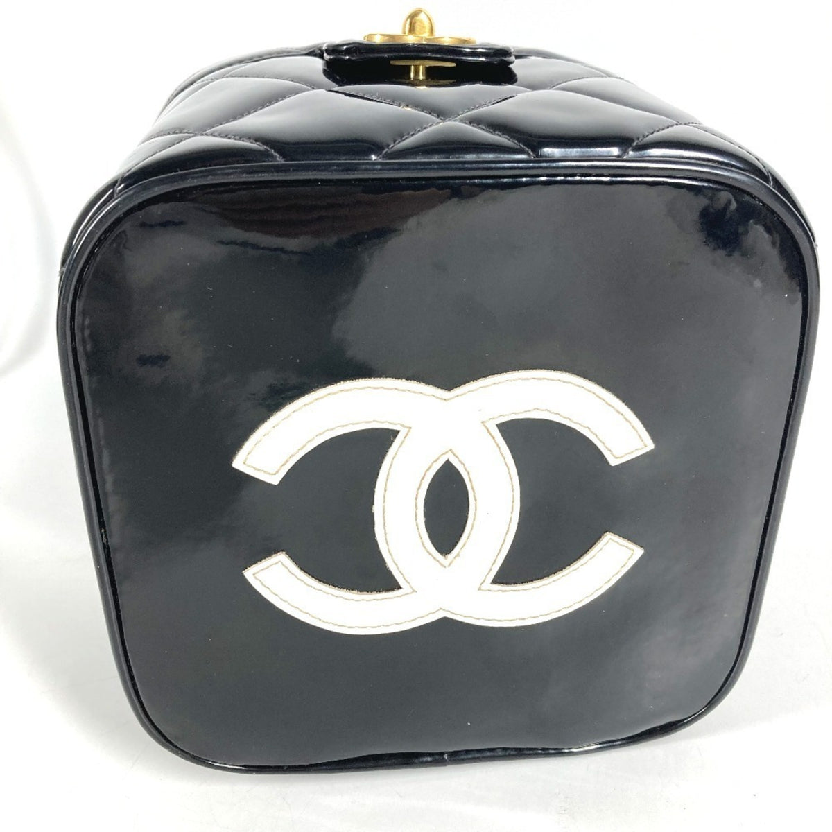 Chanel Matelasse Black Patent Leather Handbag Vanity Bag (Pre-Owned)