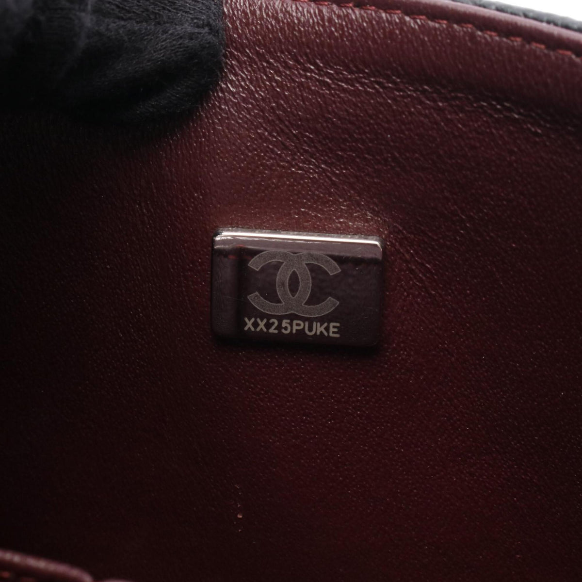 Chanel Black Grained Calfskin Handbag Shoulder Bag (Pre-Owned)