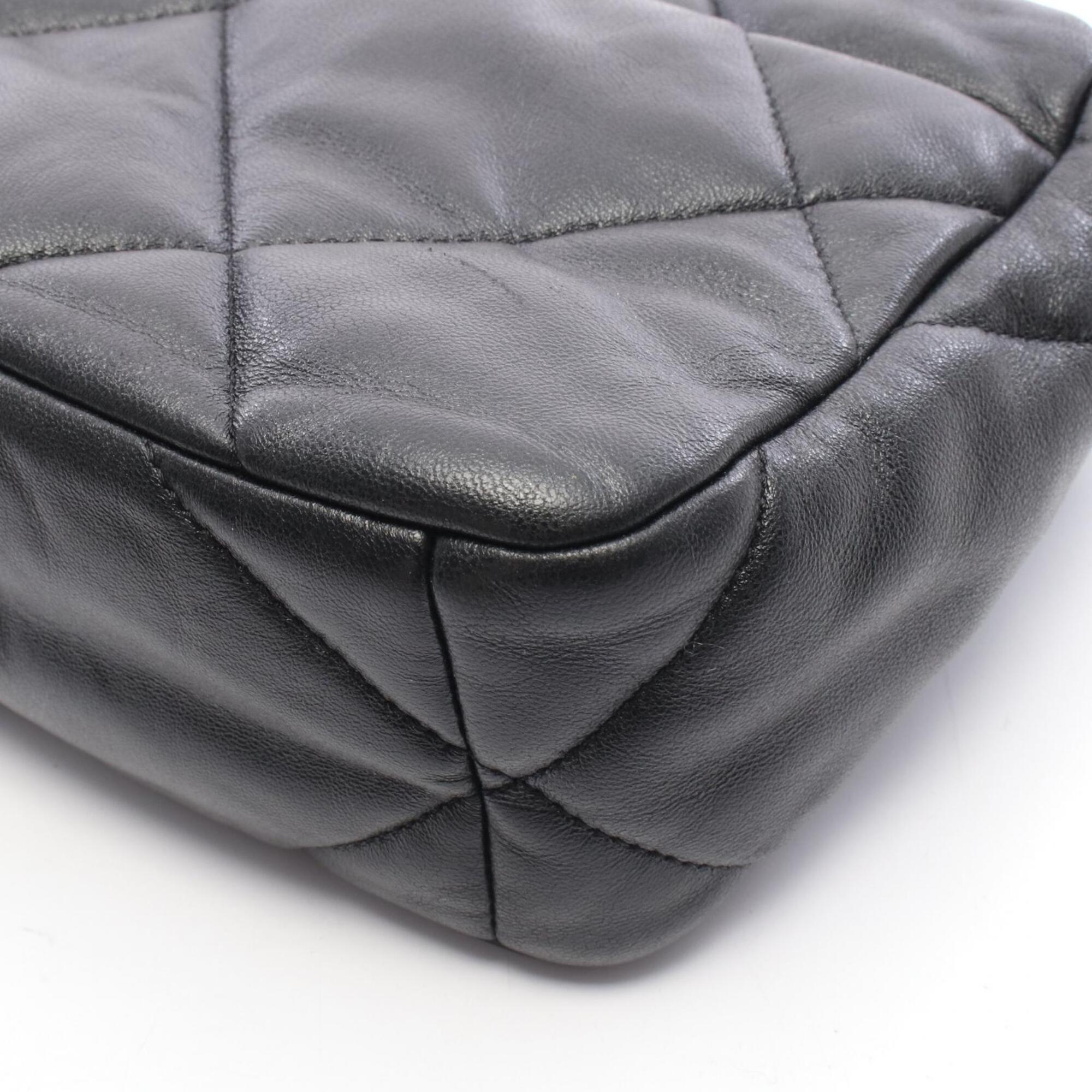 Chanel Black Leather Handbag Shoulder Bag (Pre-Owned)