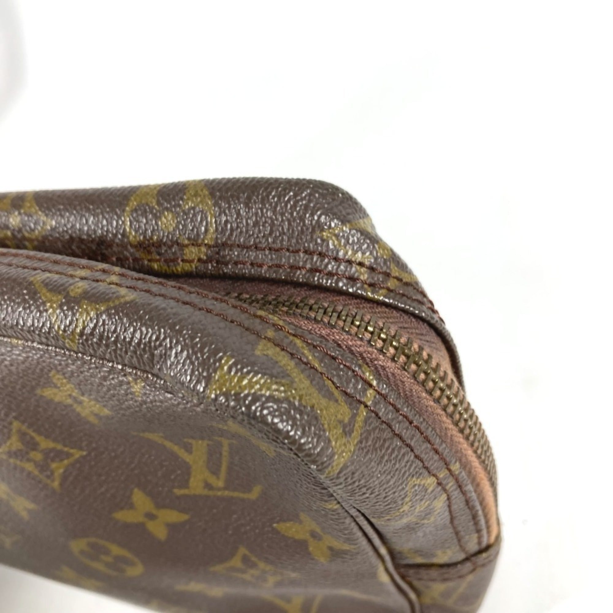 Louis Vuitton Brown Monogram Pouch (Pre-Owned)