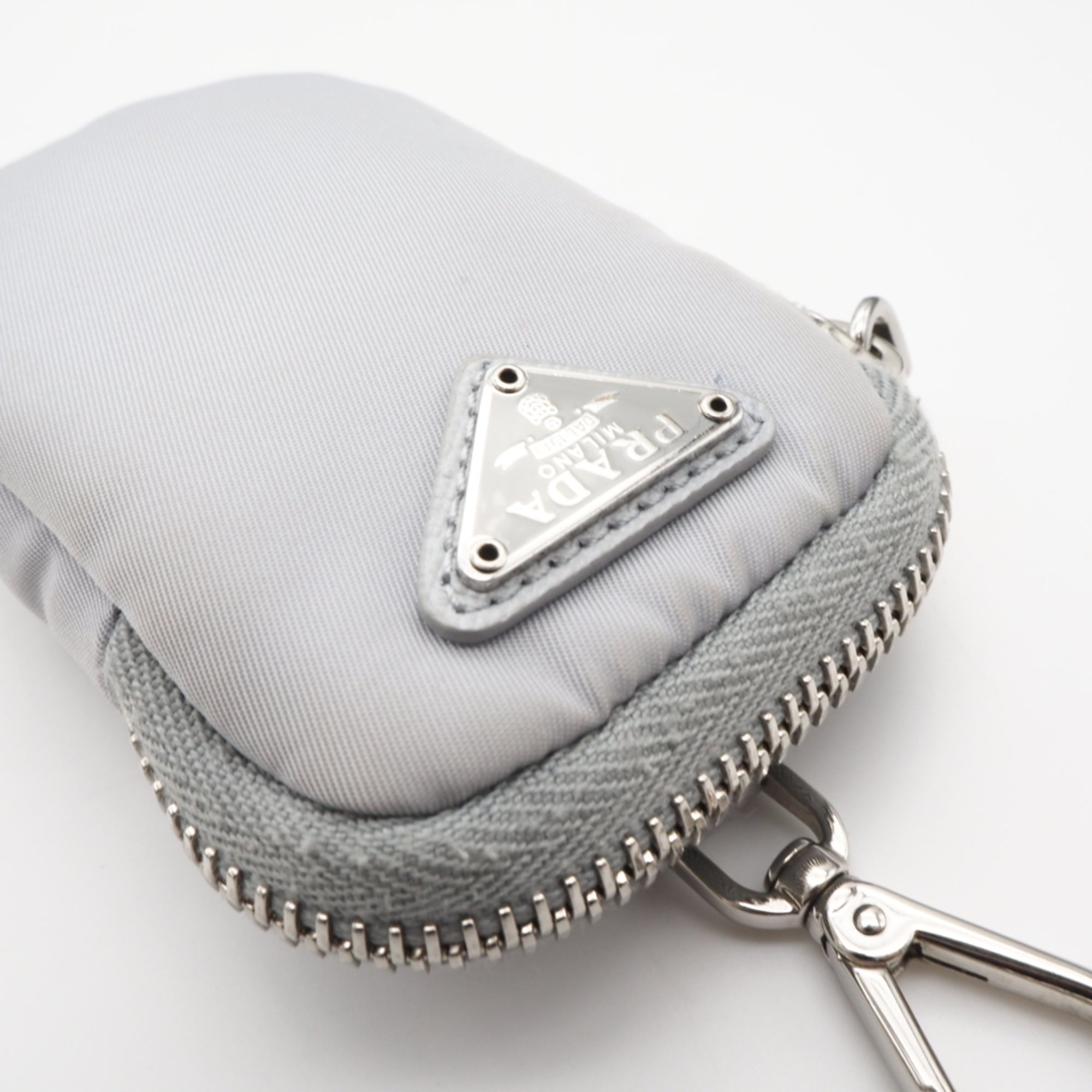 Prada Gray Nylon Shoulder Bag (Pre-Owned)