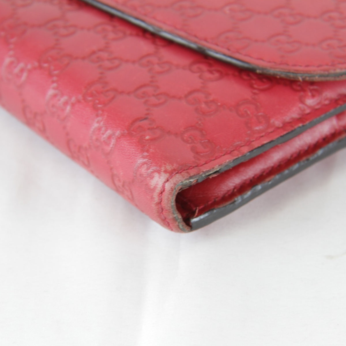 Gucci Red Color Leather Long Wallet (Bi-Fold) (Pre-Owned)