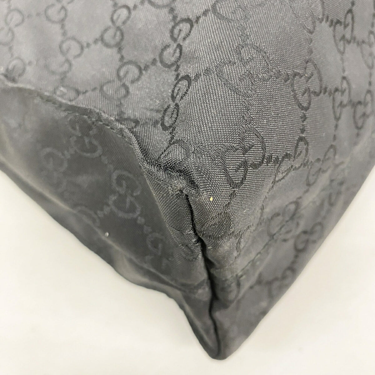 Gucci Black Nylon Tote Bag (Pre-Owned)