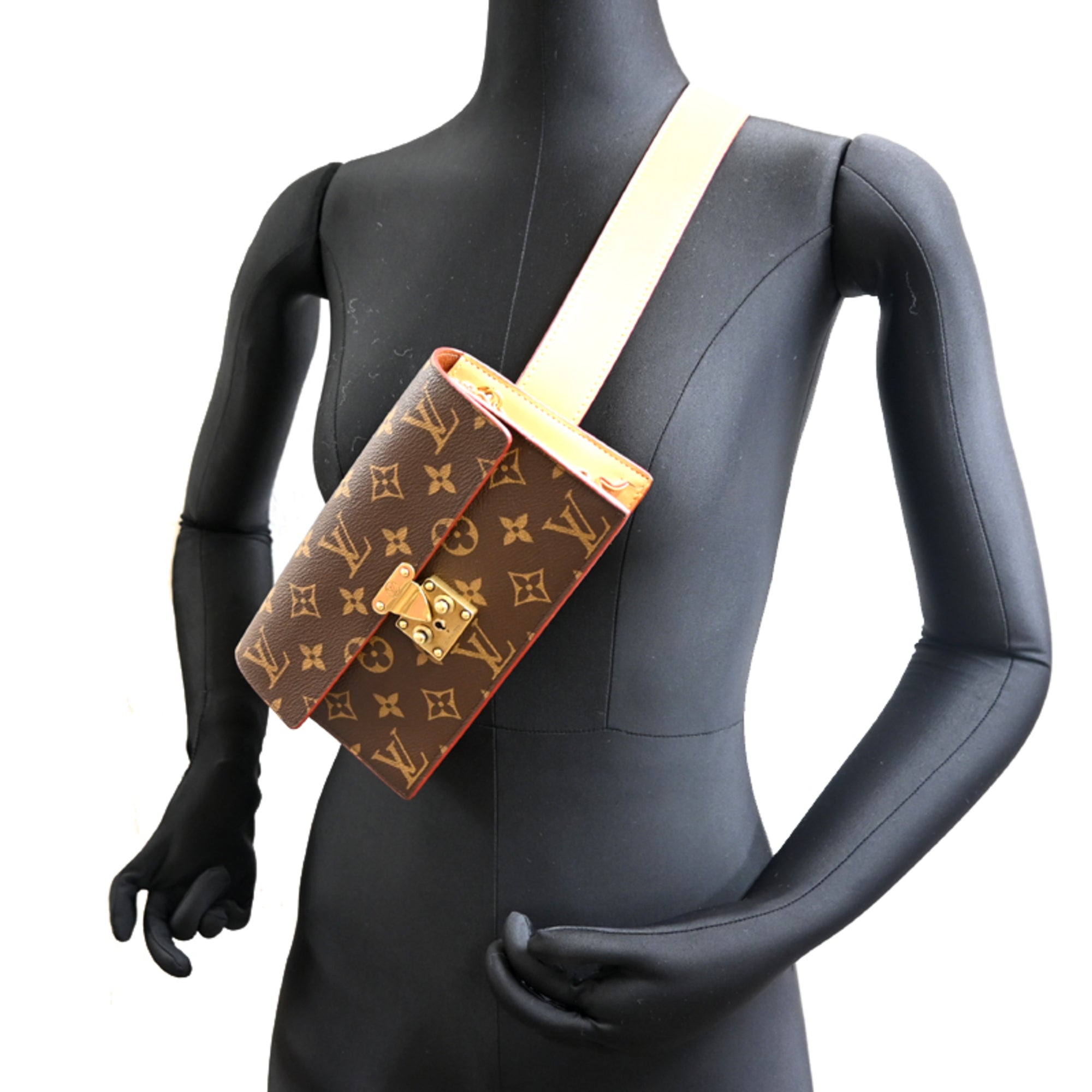Louis Vuitton Brown Monogram Pouch (Pre-Owned)