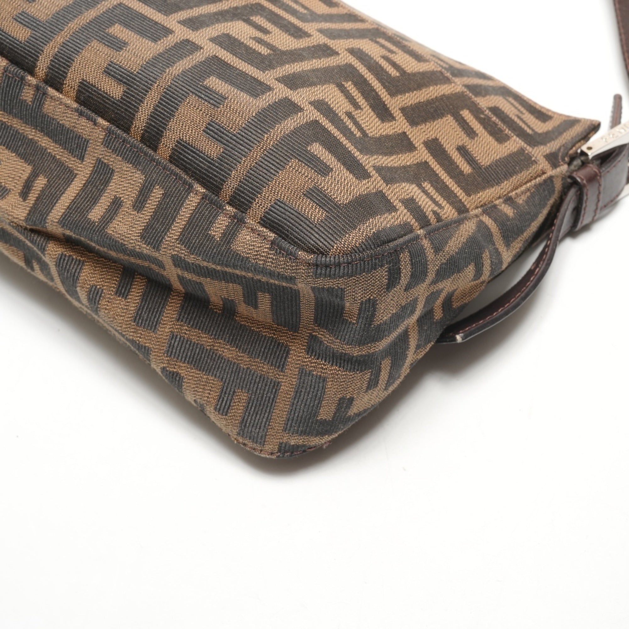 Fendi Zucca Brown Canvas Shoulder Bag (Pre-Owned)