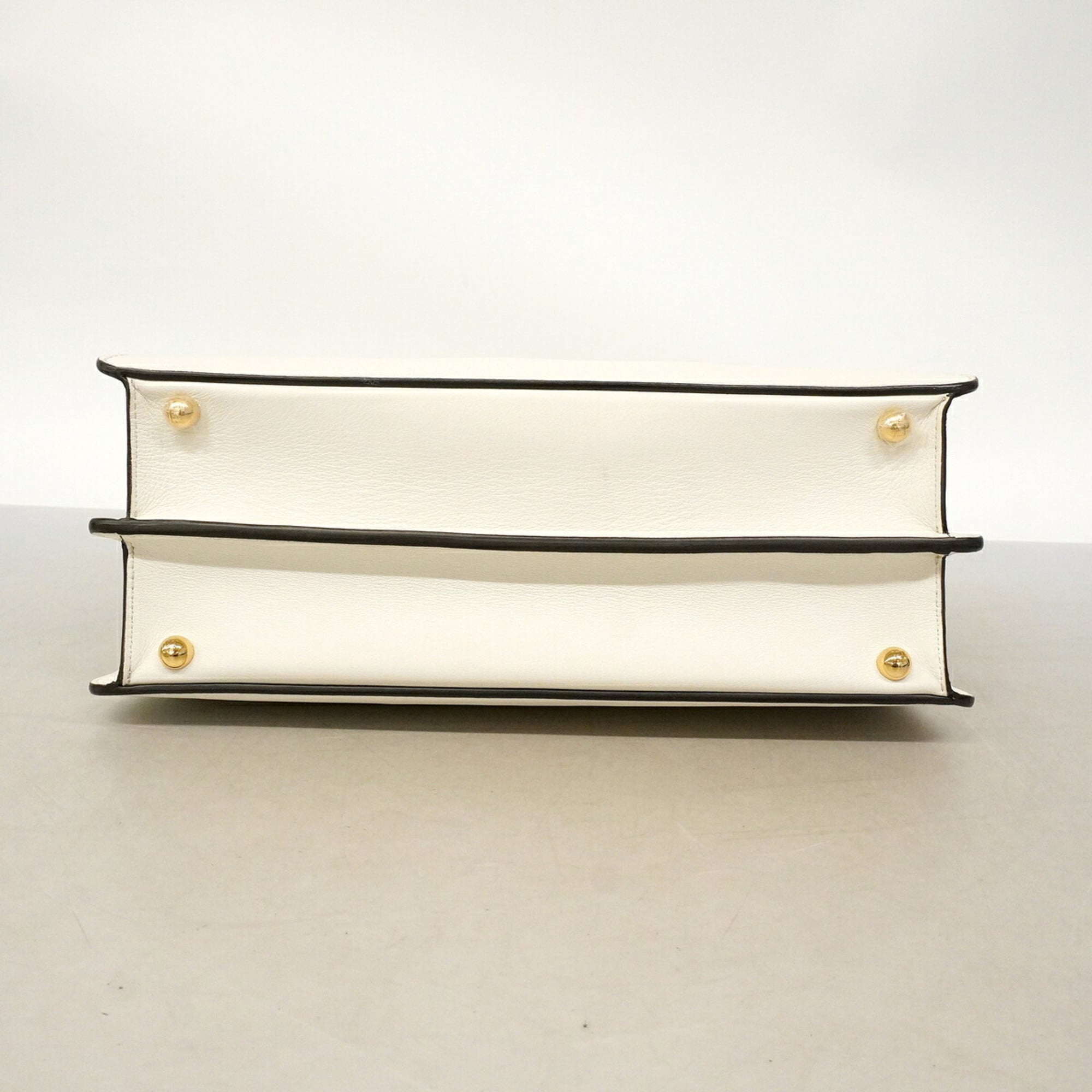 Fendi White Leather Handbag (Pre-Owned)