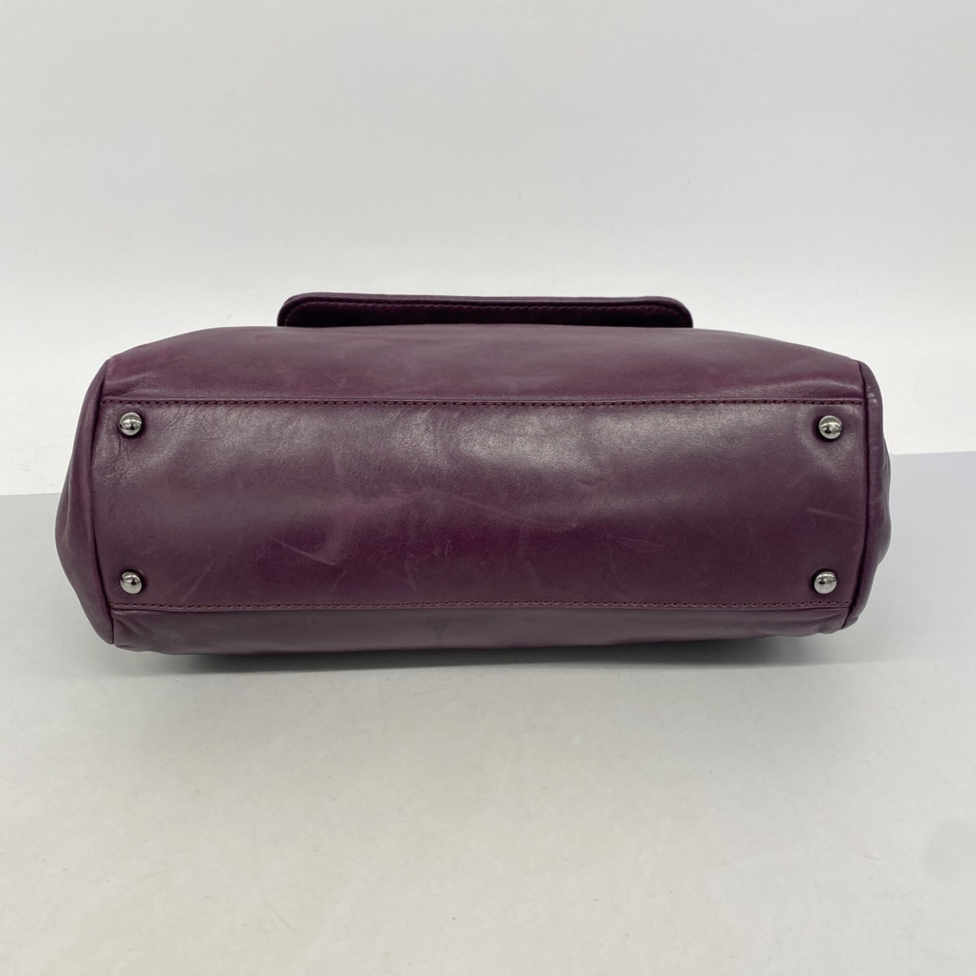 Chanel Purple Leather Shoulder Bag (Pre-Owned)