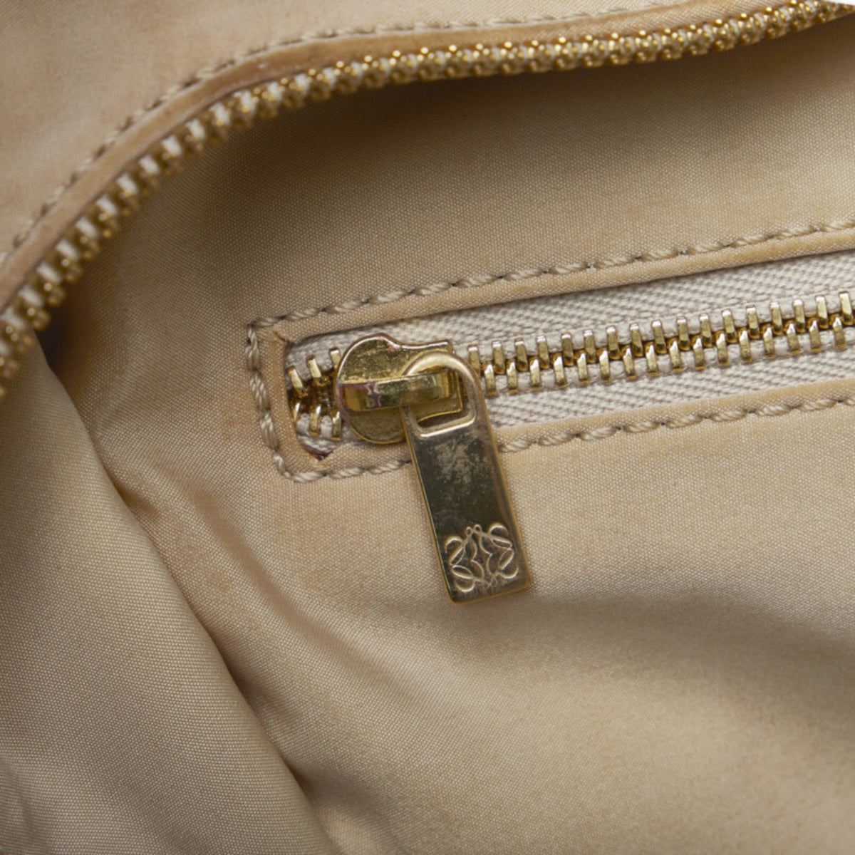 Loewe Beige Brown Nylon Leather Boston Bag Handbag (Pre-Owned)