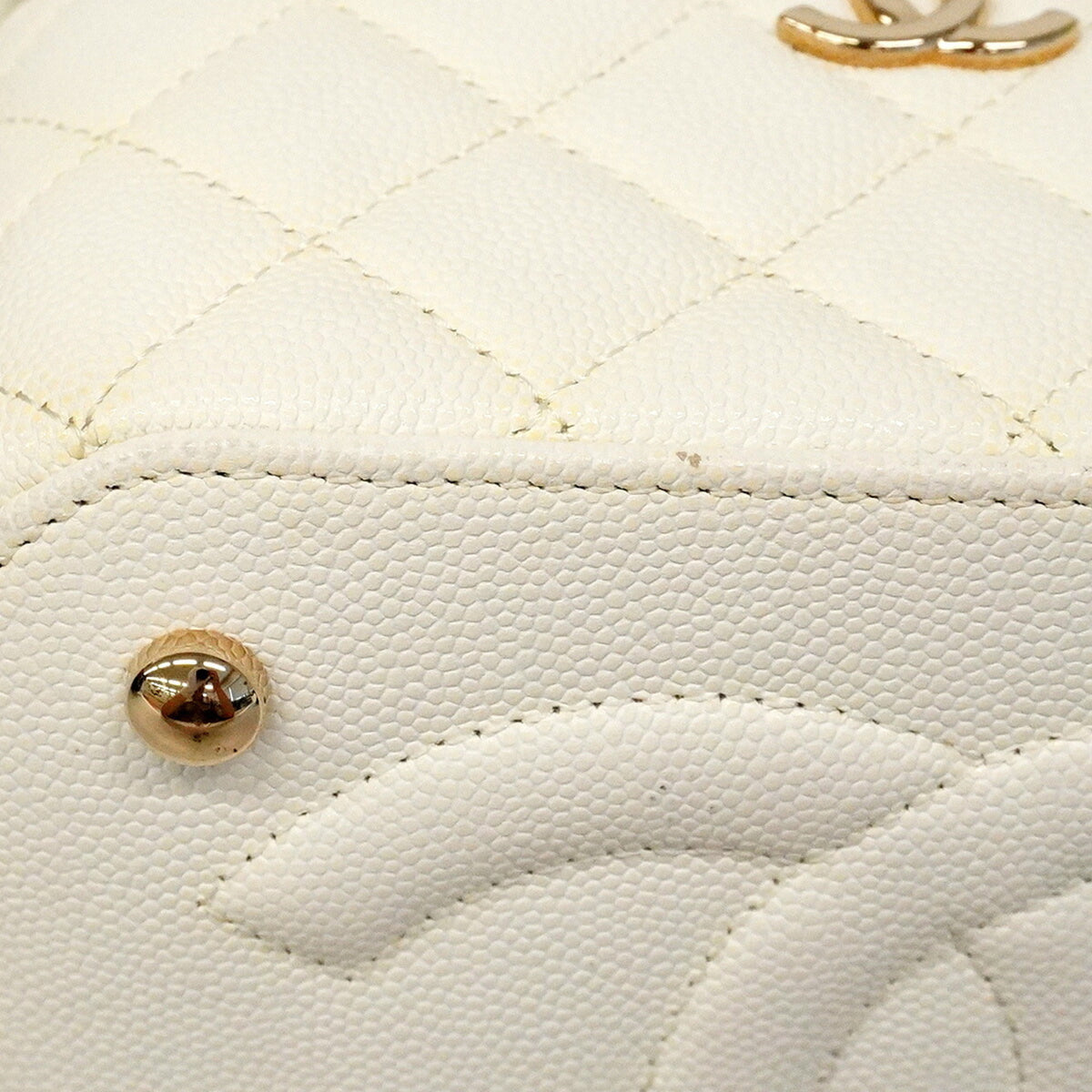 Chanel White Grained Calfskin Vanity Bag (Pre-Owned)