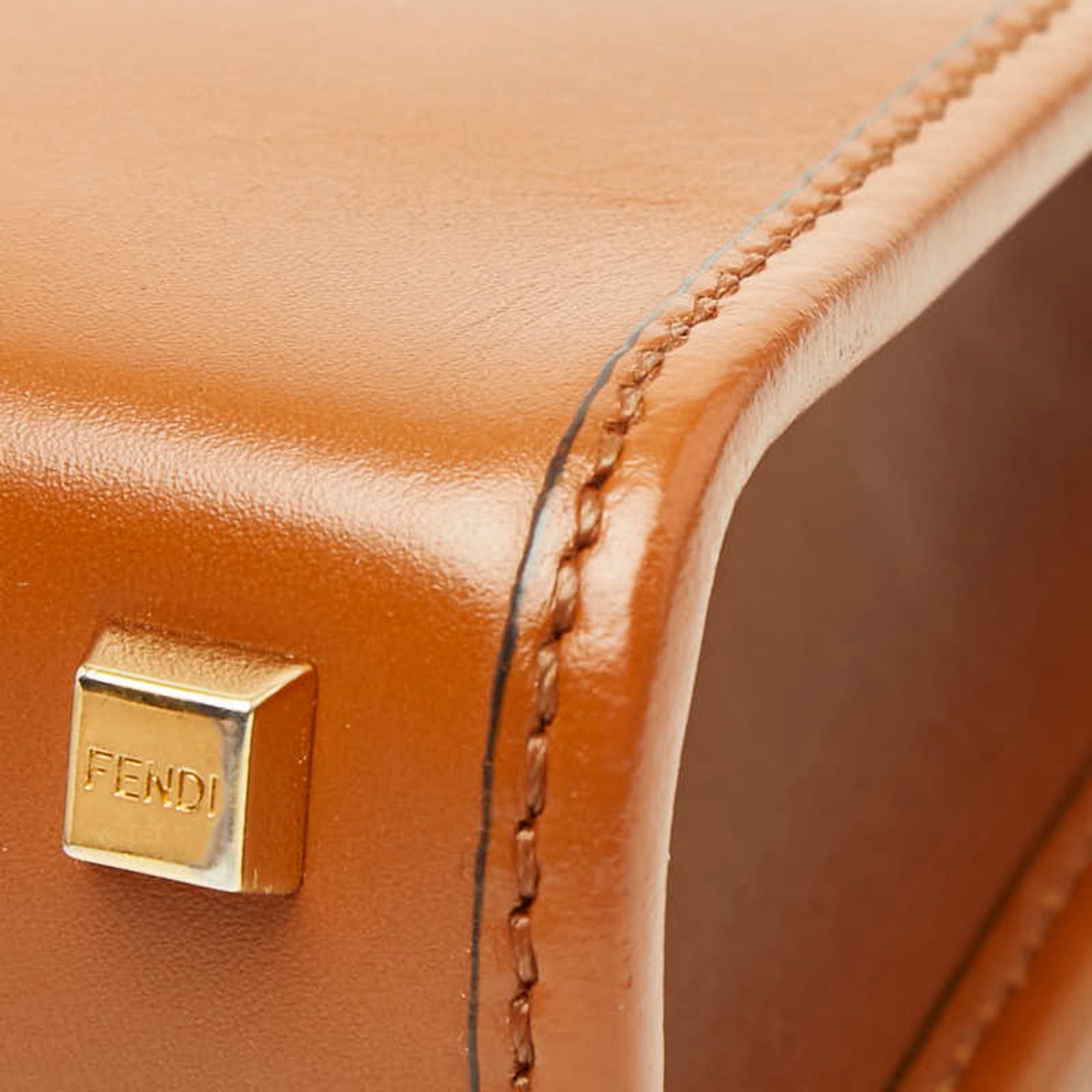 Fendi Brown Leather Handbag Shoulder Bag (Pre-Owned)