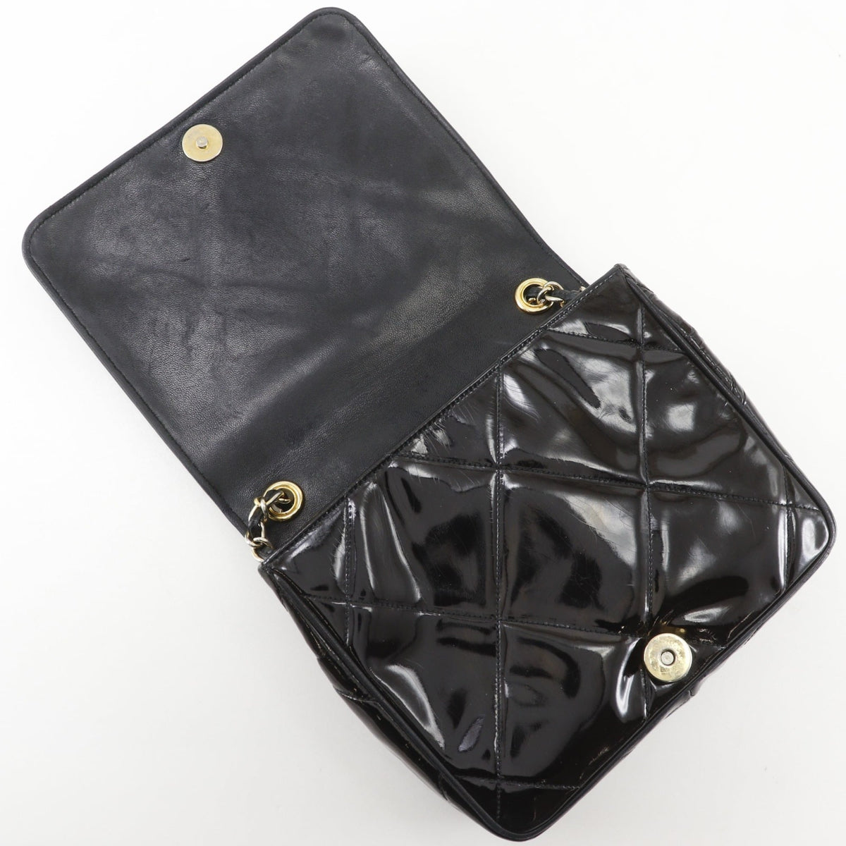 Chanel Black Gold Patent Leather Leather Shoulder Bag (Pre-Owned)