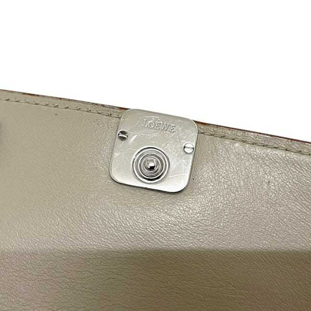 Loewe Beige Leather Wallet (Tri-Fold) (Pre-Owned)