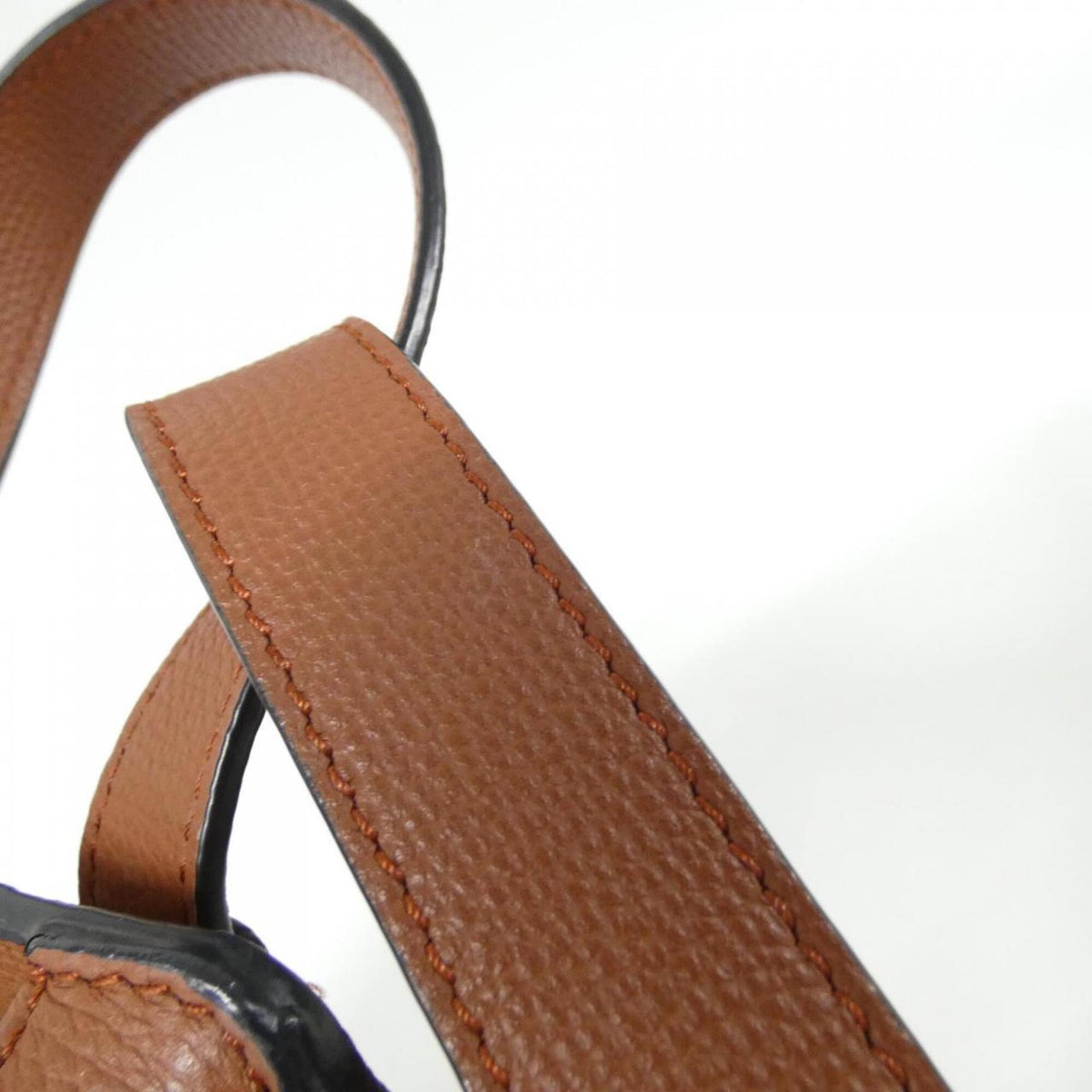 Loewe Brown Leather Shoulder Bag (Pre-Owned)