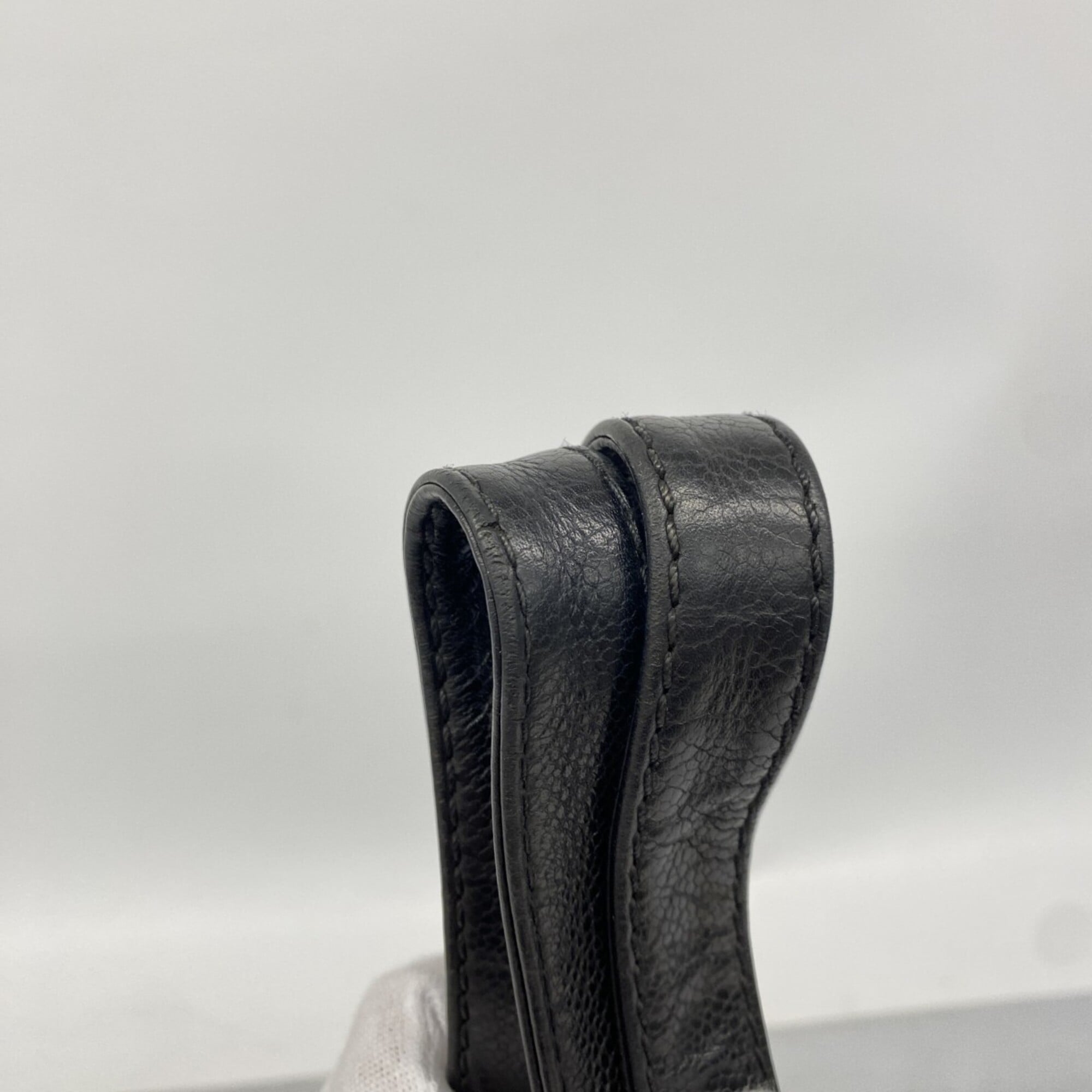 Chanel Black Grained Calfskin Tote Bag (Pre-Owned)