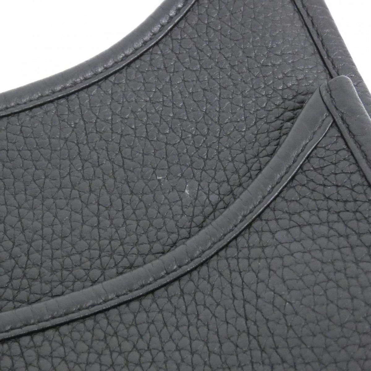 Hermes Black Taurillon Clemence Leather Shoulder Bag (Pre-Owned)