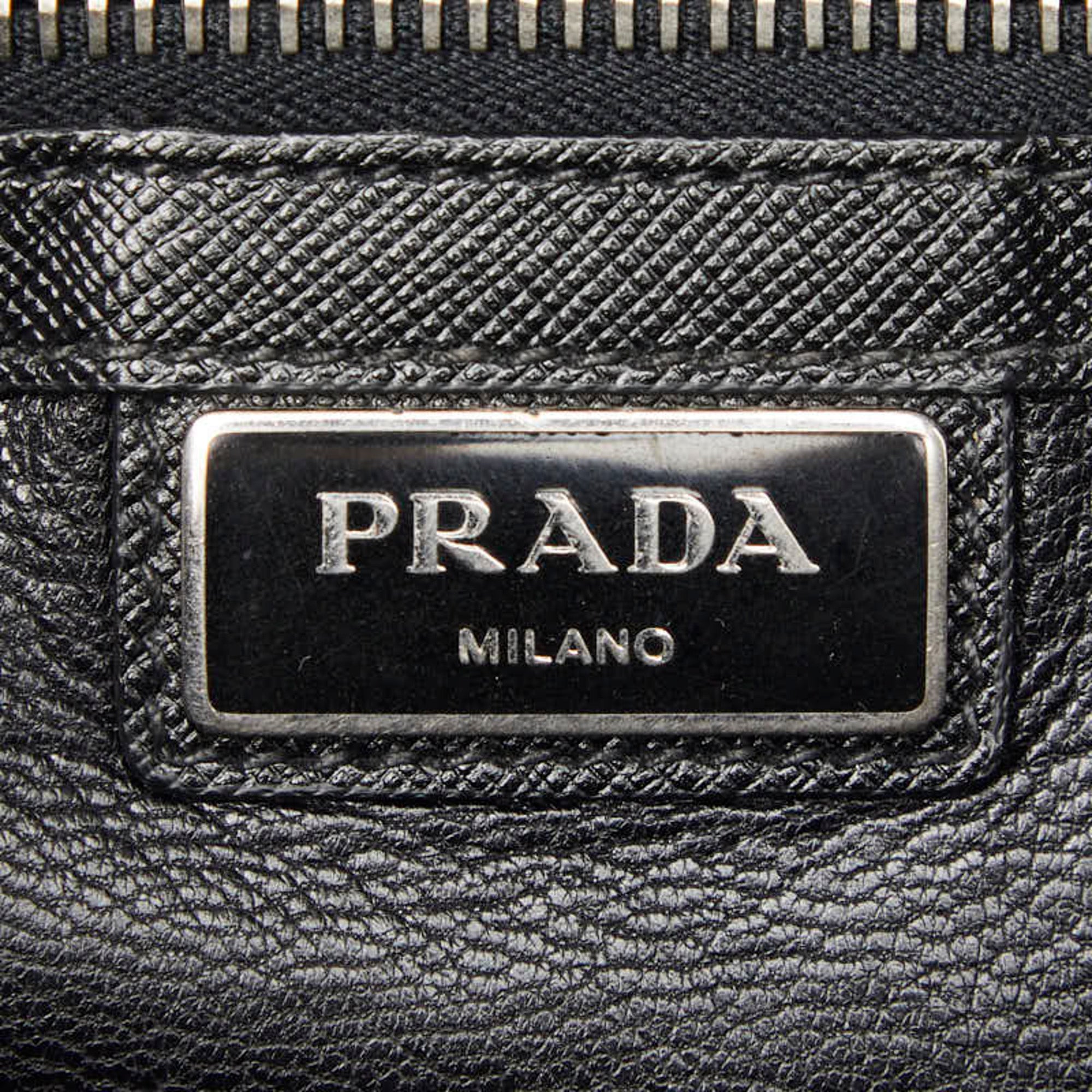 Prada Black Leather Shoulder Bag (Pre-Owned)