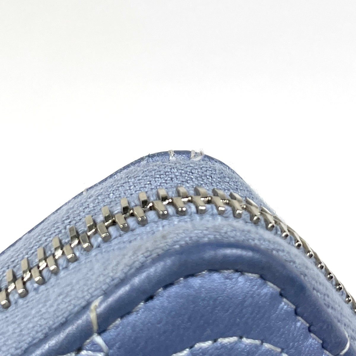 Chanel Camellia Blue Leather Rhinestone Long Wallet (Bi-Fold) (Pre-Owned)