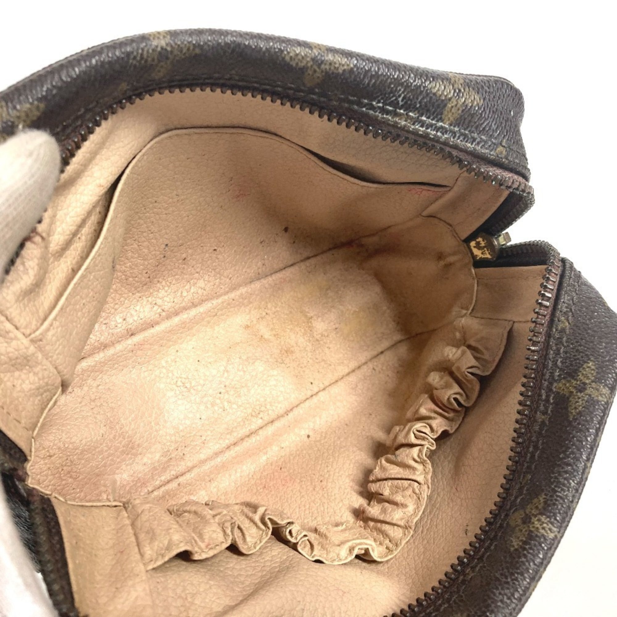 Louis Vuitton Brown Monogram Pouch (Pre-Owned)