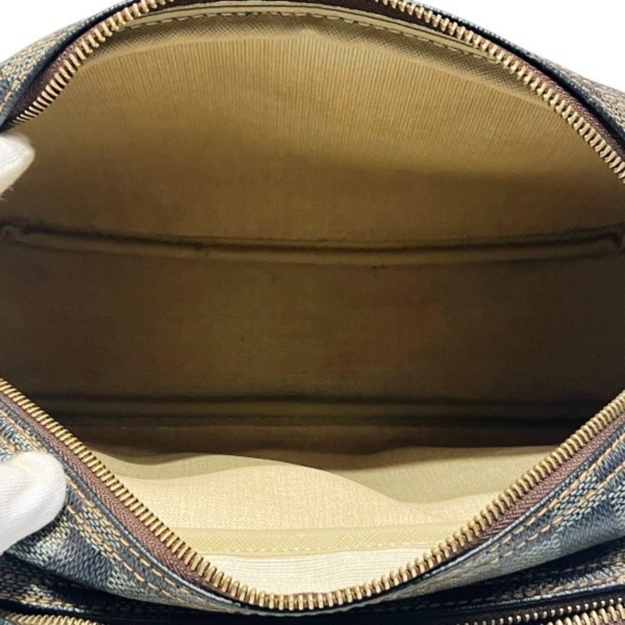Louis Vuitton Brown Handbag Shoulder Bag (Pre-Owned)