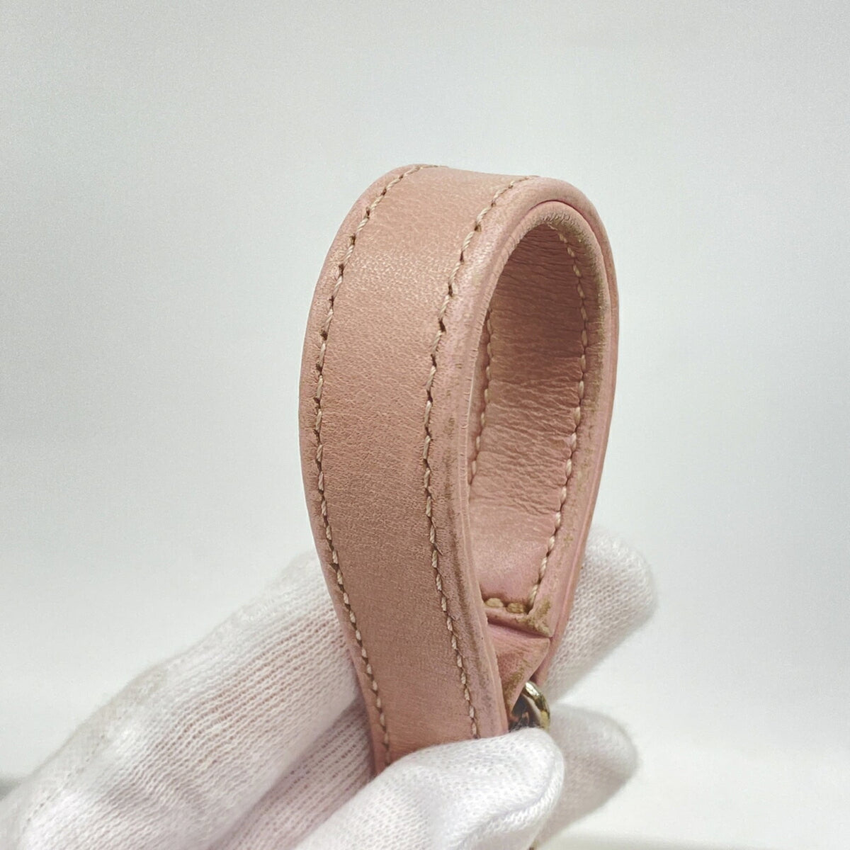 Chanel Pink White Straw Shoulder Bag (Pre-Owned)