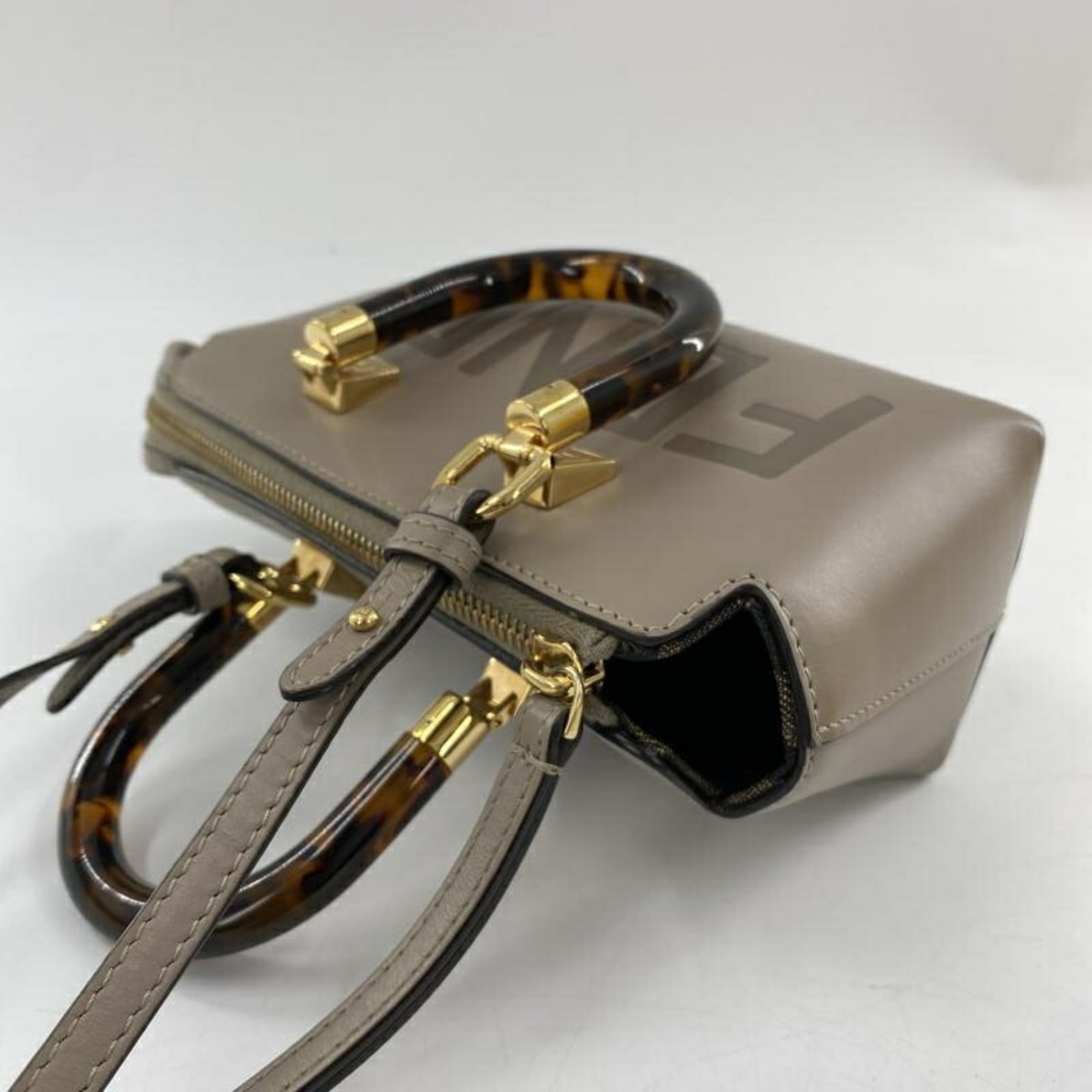 Fendi Brown Leather Shoulder Bag (Pre-Owned)