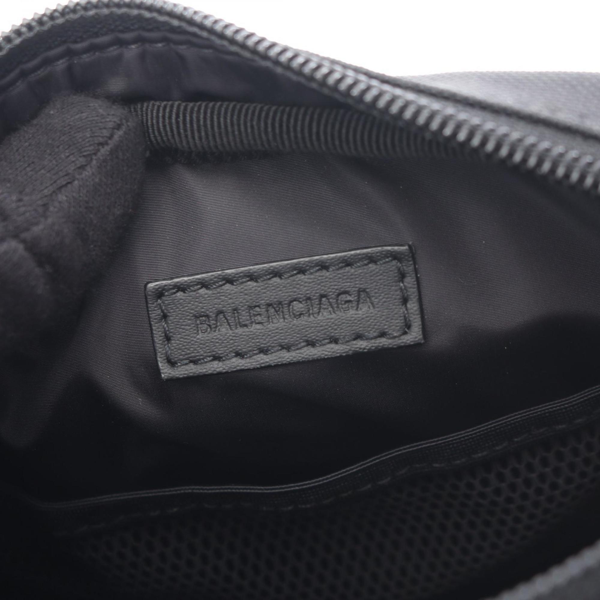 Balenciaga Black Nylon Handbag Shoulder Bag (Pre-Owned)