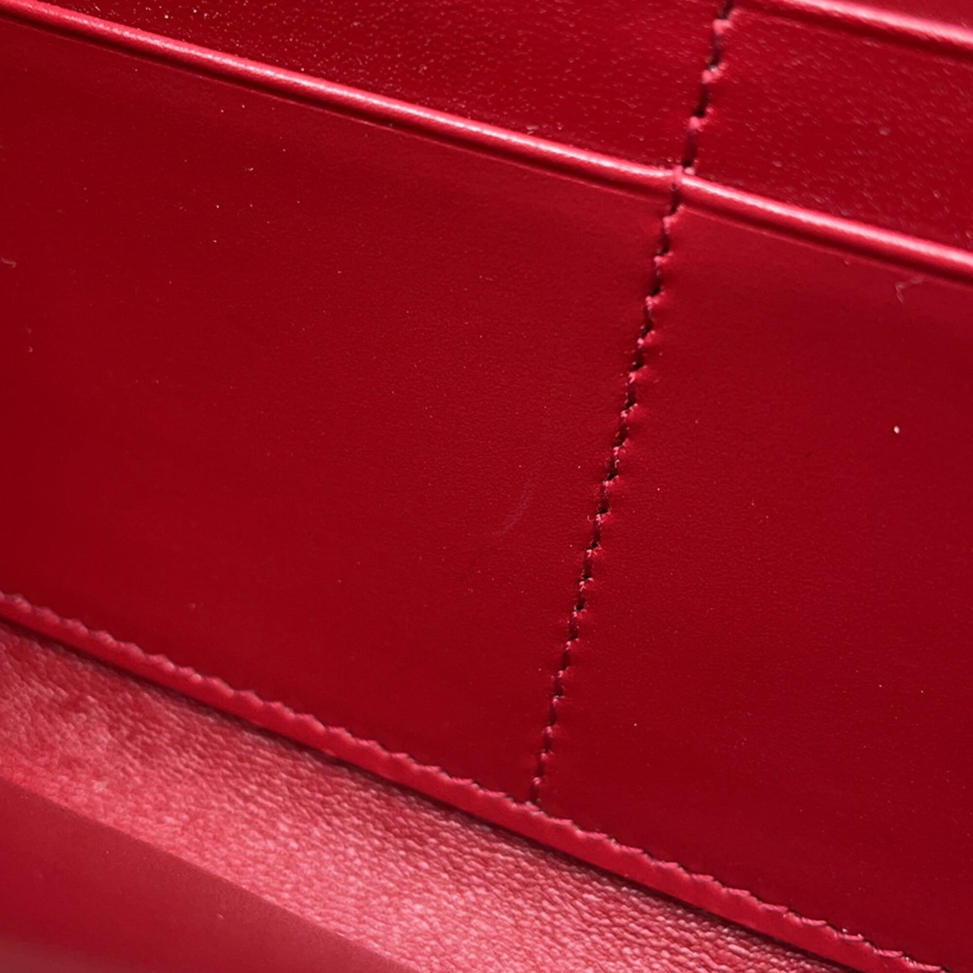 Yves Saint Laurent Red Color Leather Chain/Shoulder Wallet (Pre-Owned)