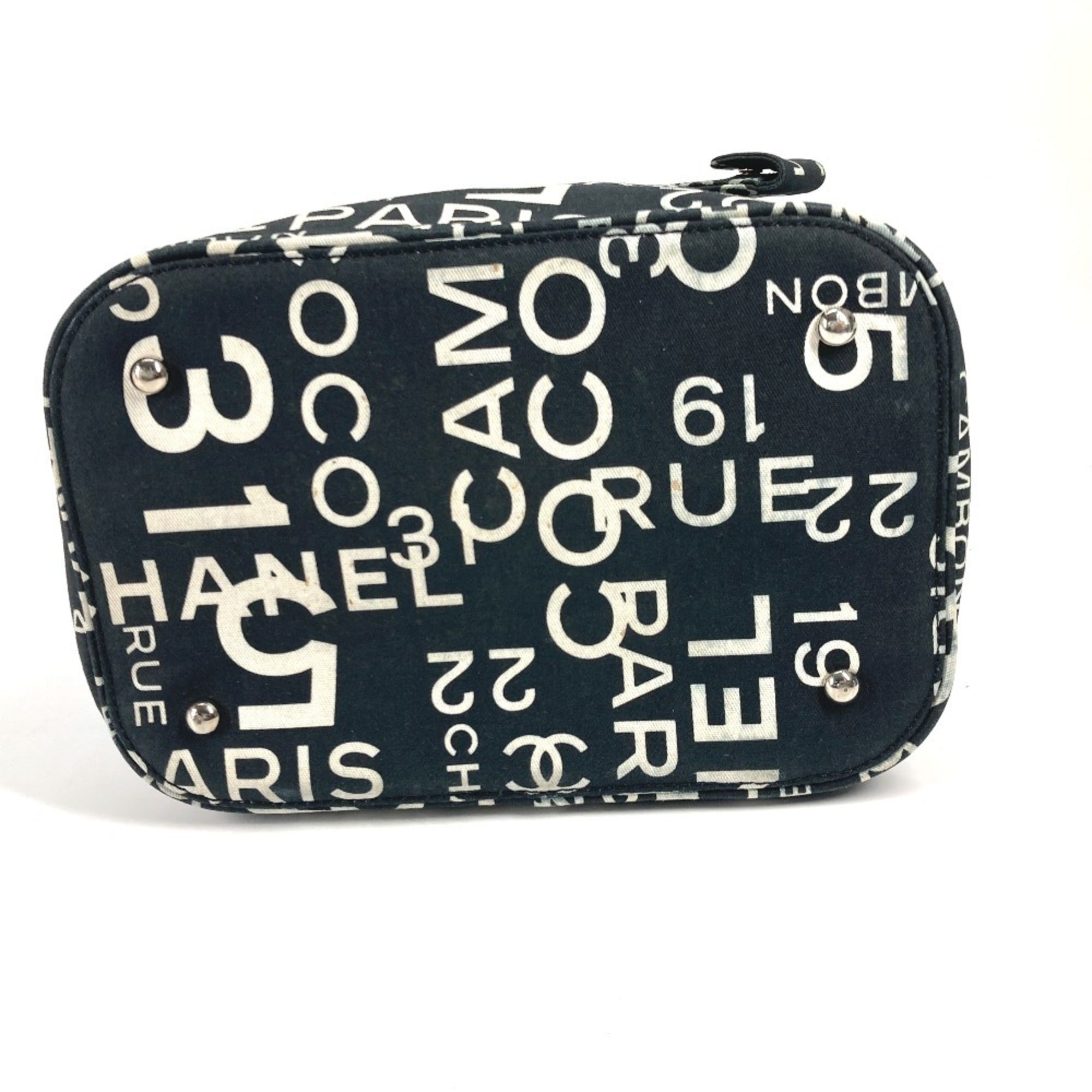 Chanel Black White Canvas Beach Bag Handbag Shoulder Bag Vanity Bag (Pre-Owned)